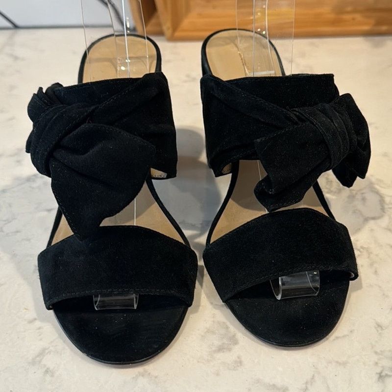 Ann Taylor Ann Taylor black suede bow block slide heels classic chic Size US 7 / IT 37 - 2 Thumbnail