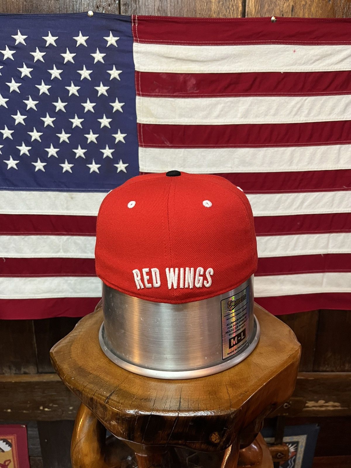 NHL × Red Wing × Zephyr NHL Detroit Red Wings Fitted Hat Size ONE SIZE - 2 Thumbnail