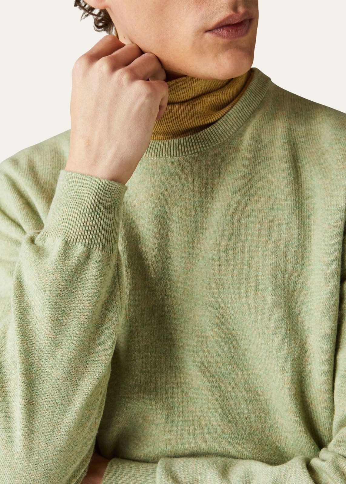 Loro Piana o1srvl11e1024 Girocollo Classic Cashmere Sweater in Green Size US XL / EU 56 / 4 - 6 Thumbnail