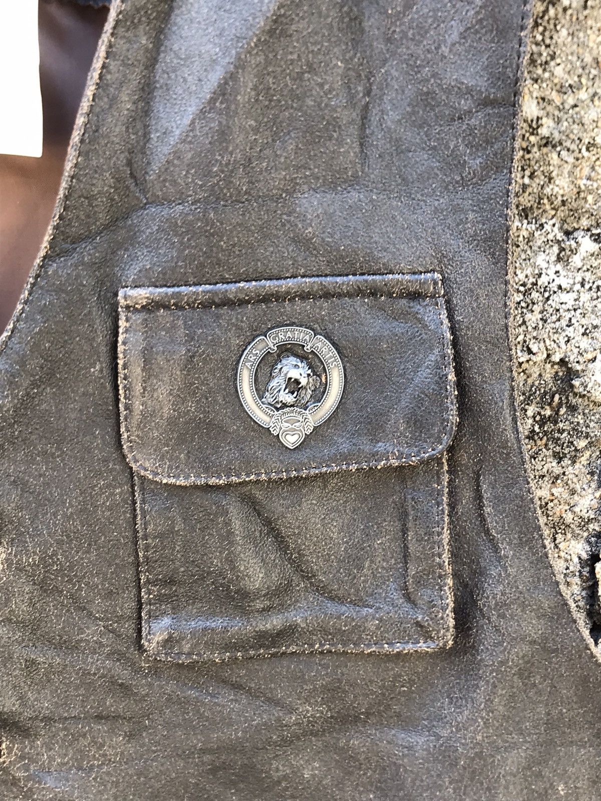 Leather × Universal Studios Vintage Metro Goldwyn Mayer Button Leather Vest Size US L / EU 52-54 / 3 - 6 Thumbnail