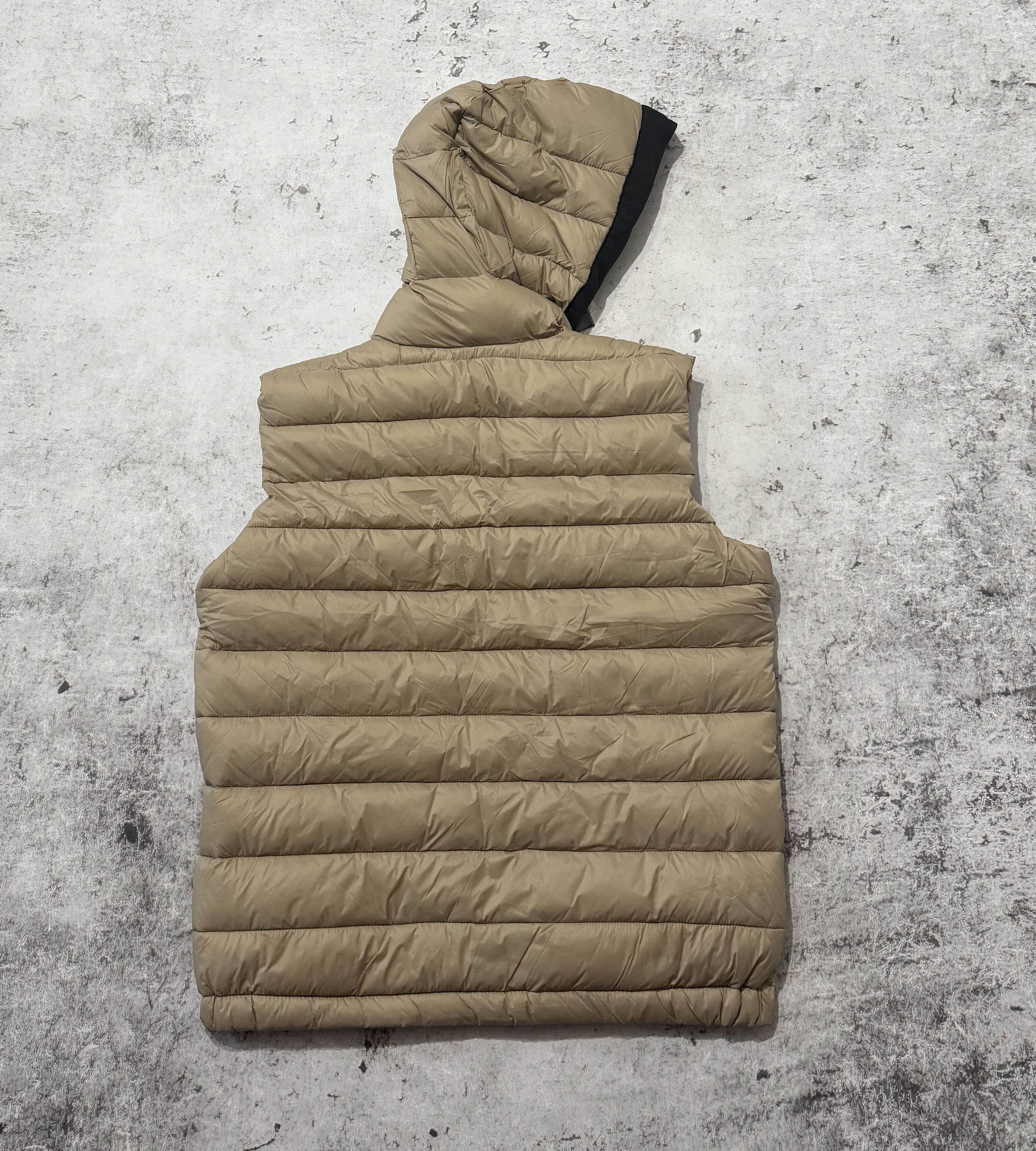 John Richmond John Richmond PADDED JACKET VEST GILET SAND SIZE 50 Size US M / EU 48-50 / 2 - 11 Thumbnail