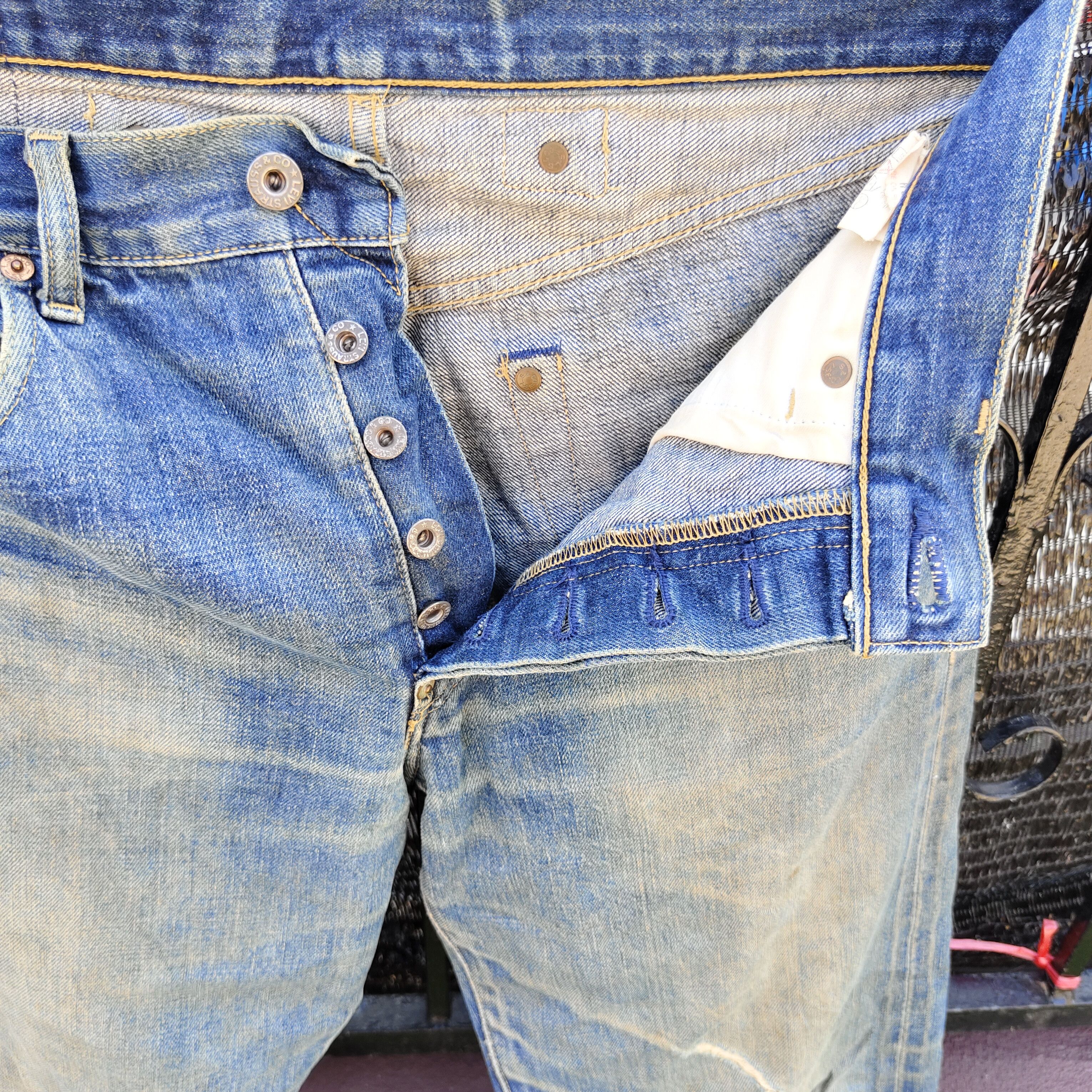 Levi's Vintage 90s Levi's 702 Big E Distressed Selvedge Jean Size US 31 - 10 Thumbnail