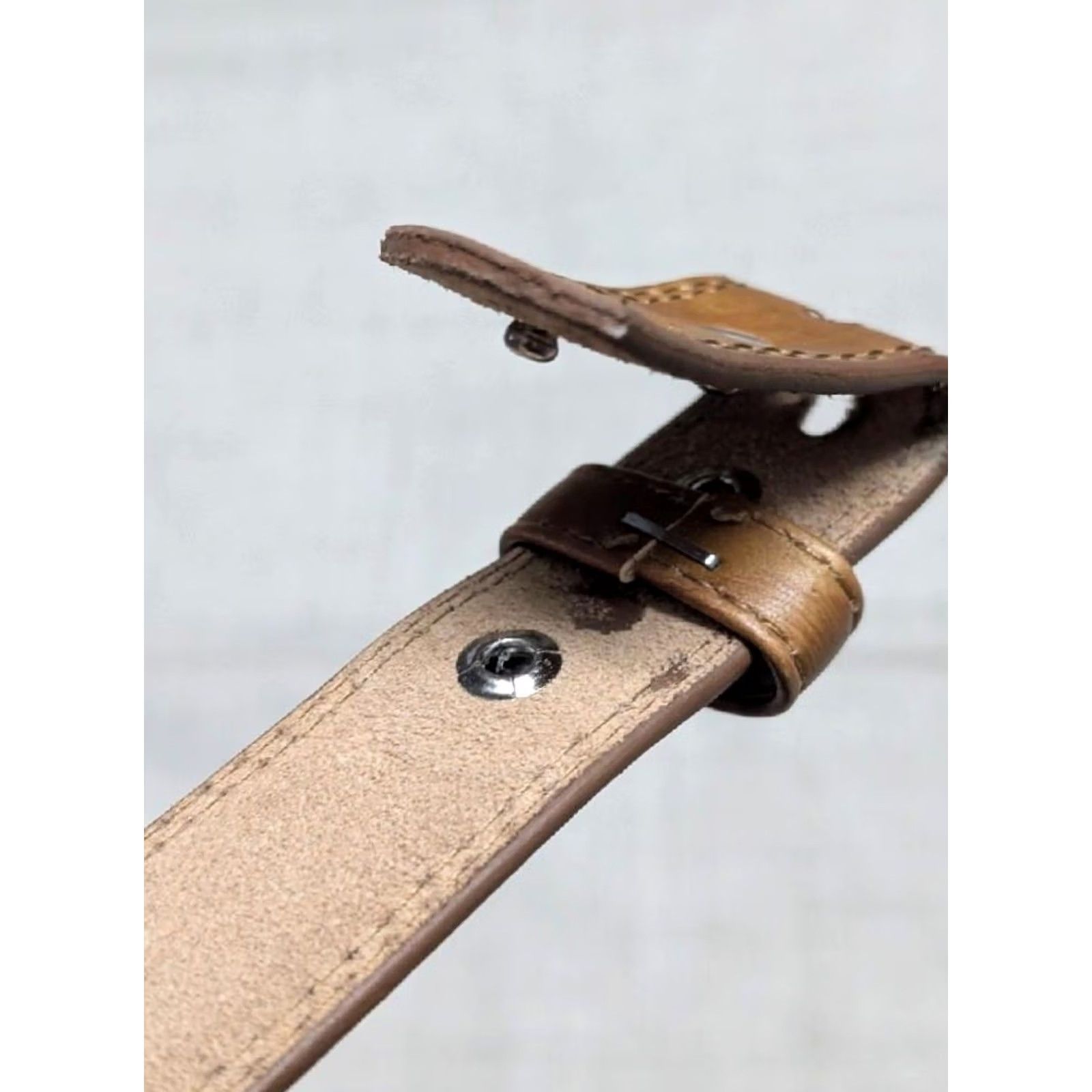 Vintage VINTAGE handcrafted WESTERN belt Men 34 Brown Leather Burnished buckle RODEO 1-1/8" belt width Mens Size 34 - 7 Thumbnail