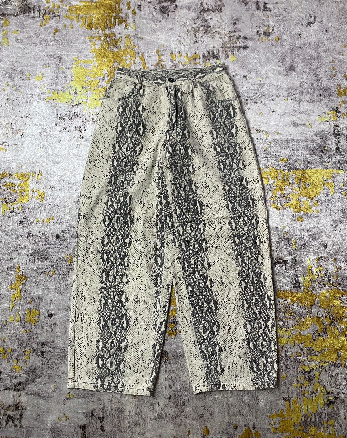 If Six Was Nine Japanese elevator Snakeskin Size 26" / US 2 / IT 38 - 1 Thumbnail