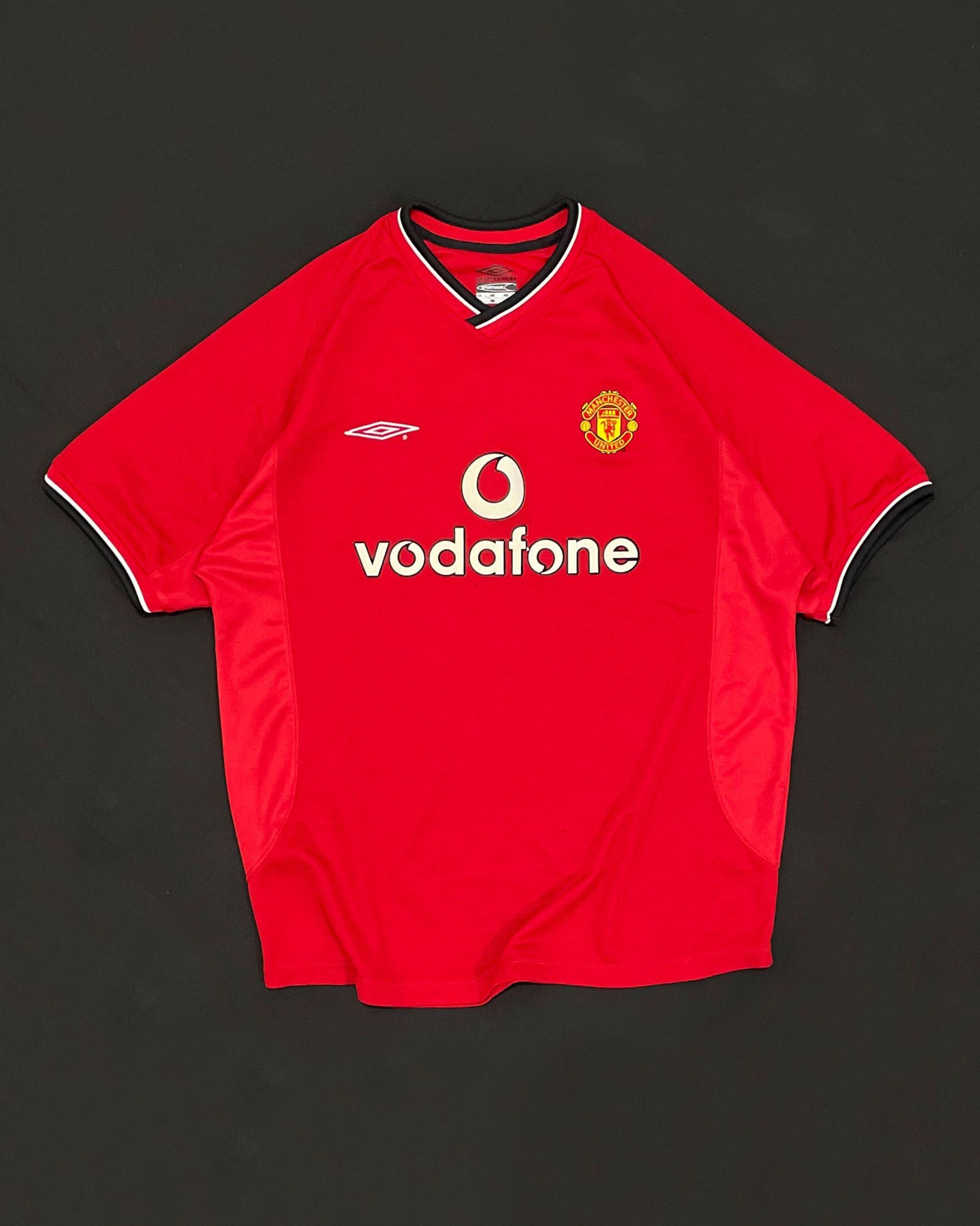 Umbro Manchester United Home Kit 2000 2001 2002 Size US L / EU 52-54 / 3 - 1 Thumbnail