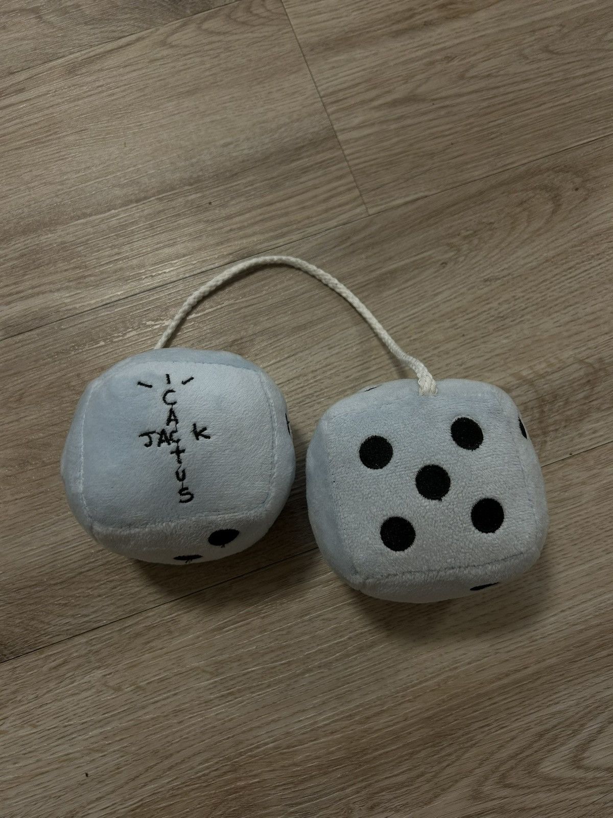 Travis Scott Travis Scott- JackBoys hanging Dice Size ONE SIZE - 2 Thumbnail