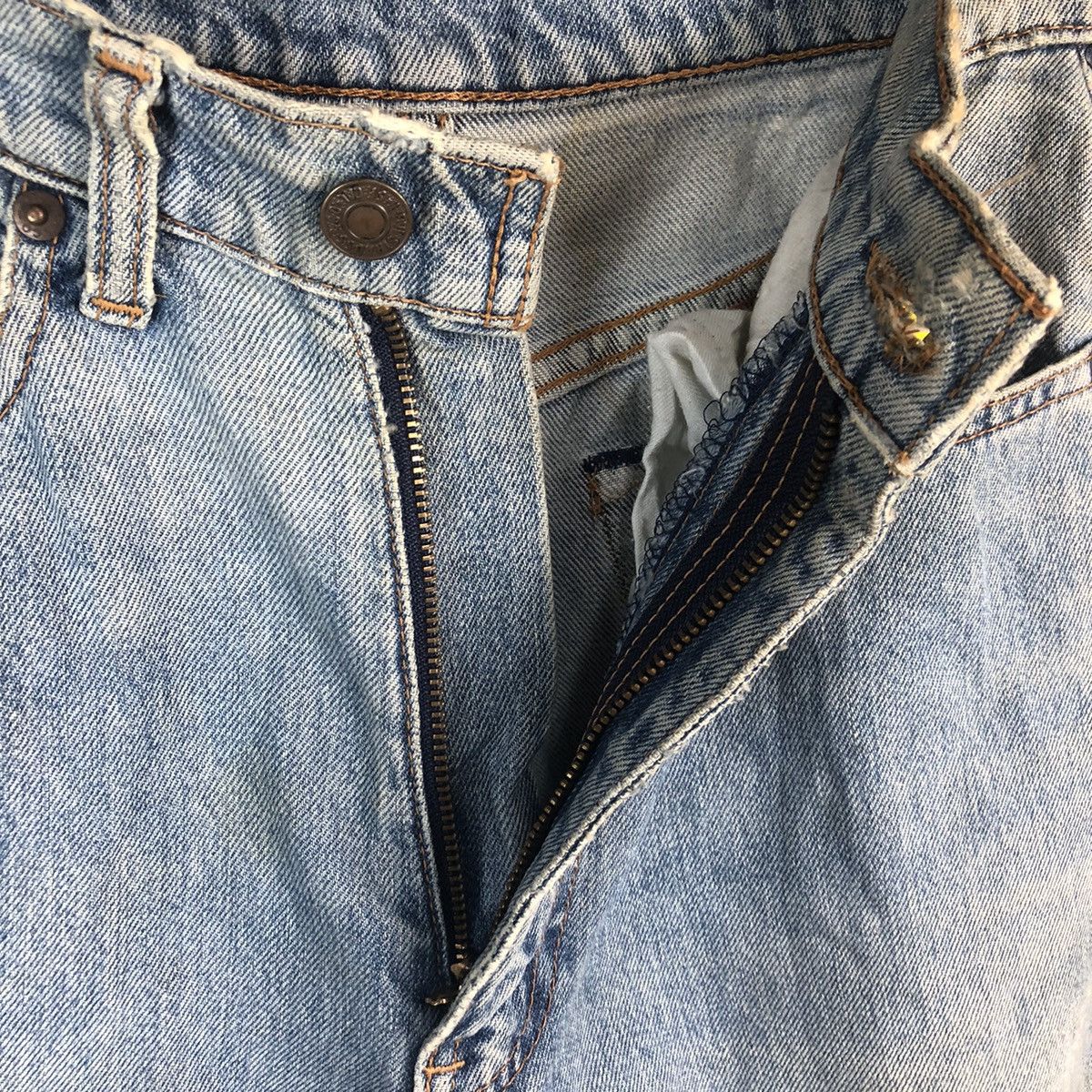 Levi's 509 Levis Blue Distressed ripped Denim Pants #A2102 Size US 28 / EU 44 - 14 Thumbnail