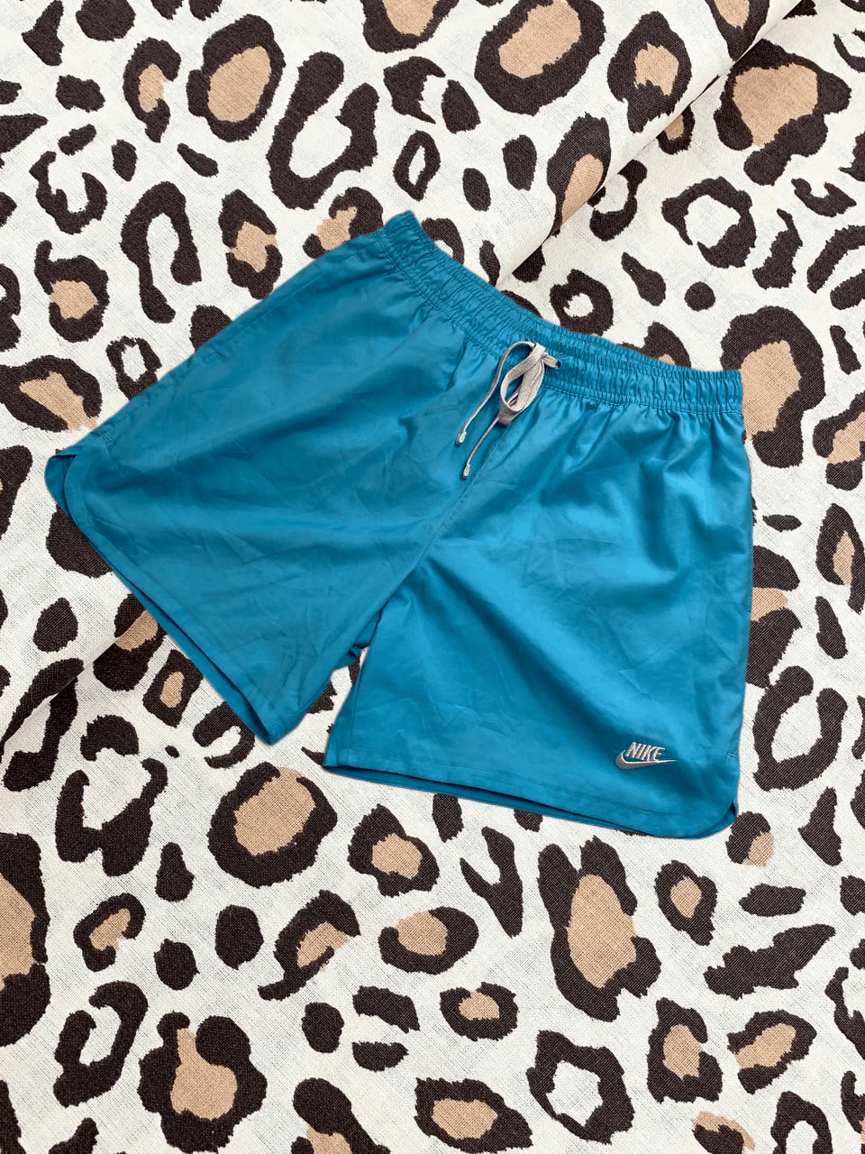 Nike × Vintage Vintage Nike shorts streetwear swoosh casual y2k Size US 34 / EU 50 - 1 Thumbnail