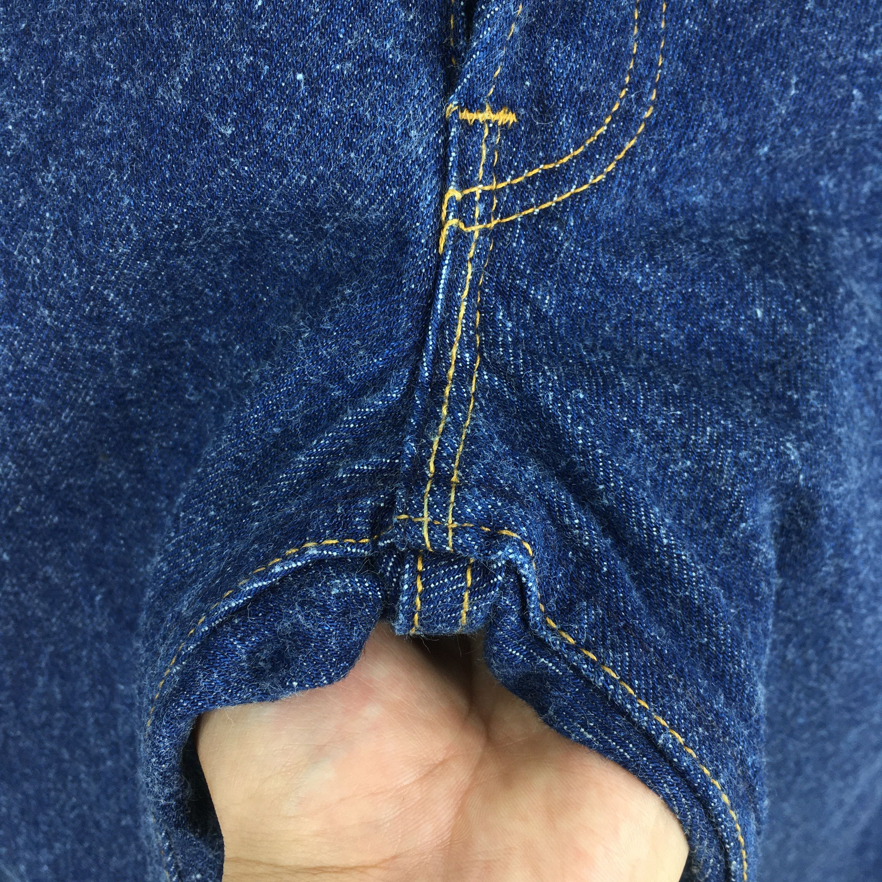 Levi's Size 32x33.5 Vintage 90s Levi's 501 Faded Blue Jeans S2080 Size US 32 / EU 48 - 7 Thumbnail