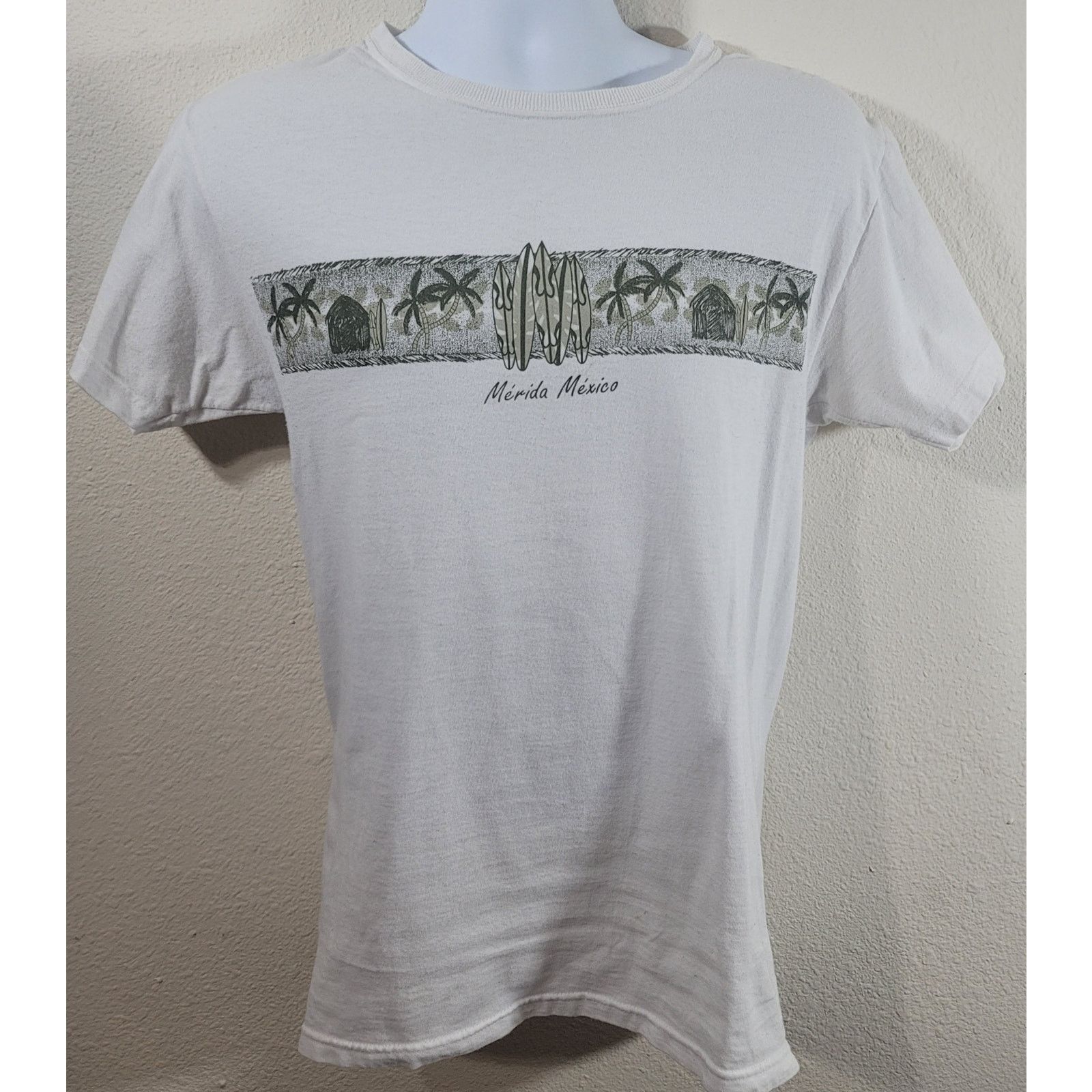 Other White Green Merida Mexico Surfboard Graphic Shirt Small Size US S / EU 44-46 / 1 - 1 Thumbnail