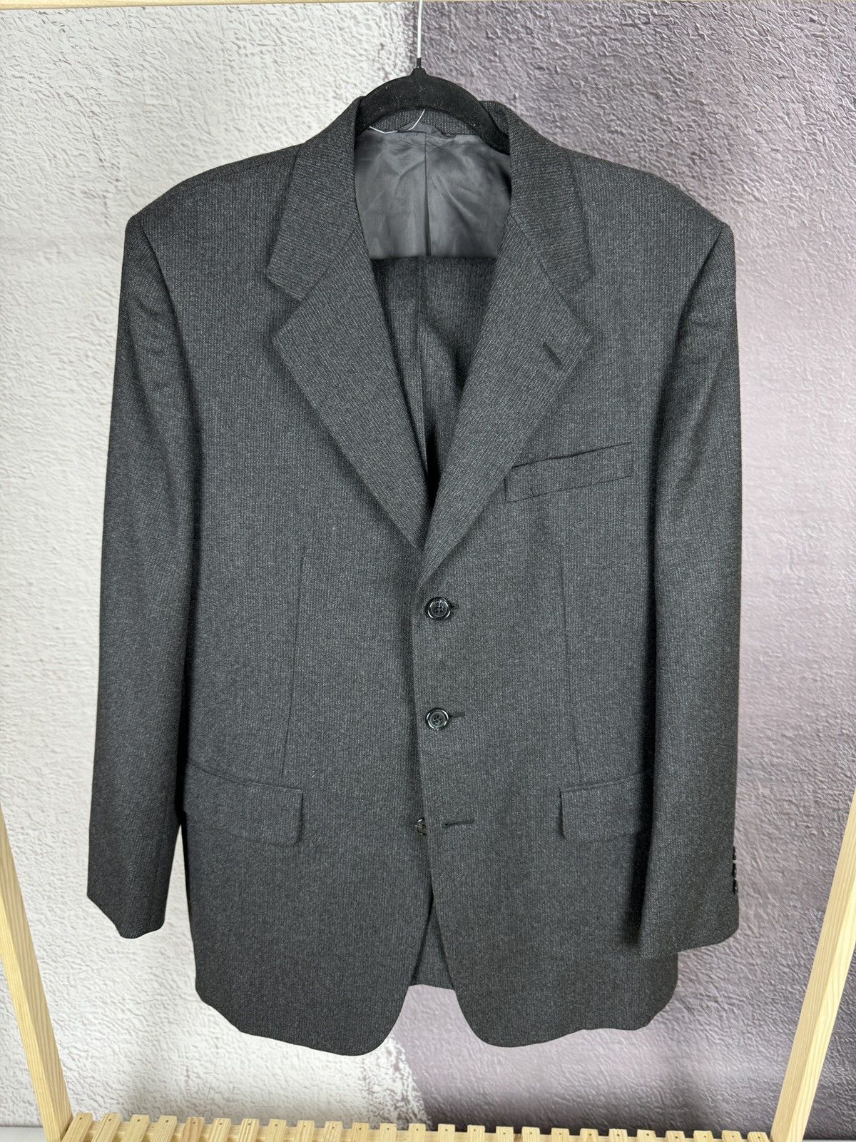 Burberry Burberry’s grey striped 2 pcs pure 110s wool suit 3 button Size 42R - 2 Thumbnail