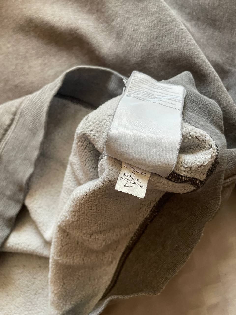 Nike Vintage Nike Hoodie Sweater thrashed sun faded swoosh check Size US XL / EU 56 / 4 - 11 Thumbnail