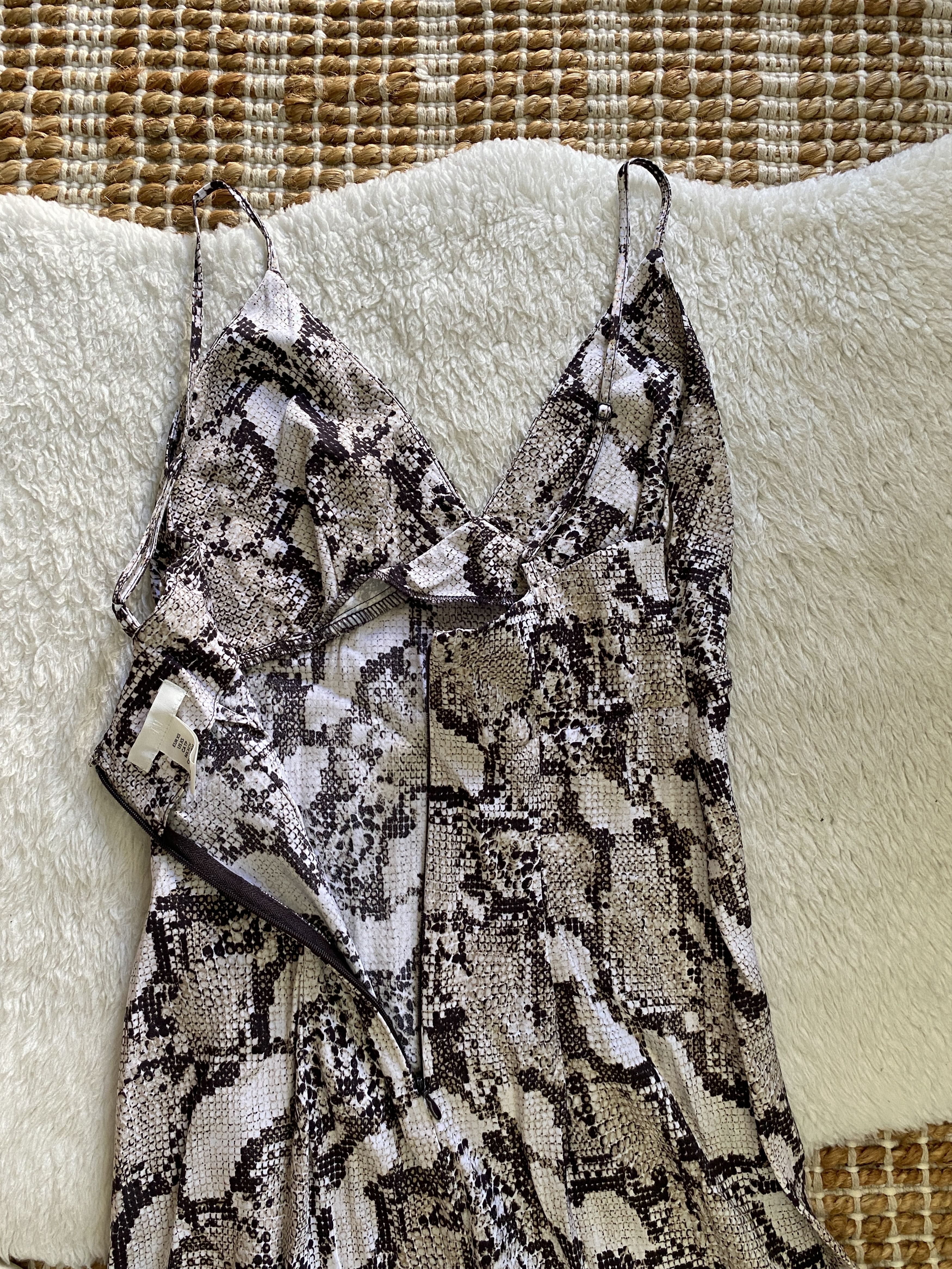 H&M Grunge Beige Snakeskin-Patterned Slip Dress Size XS / US 0-2 / IT 36-38 - 2 Thumbnail