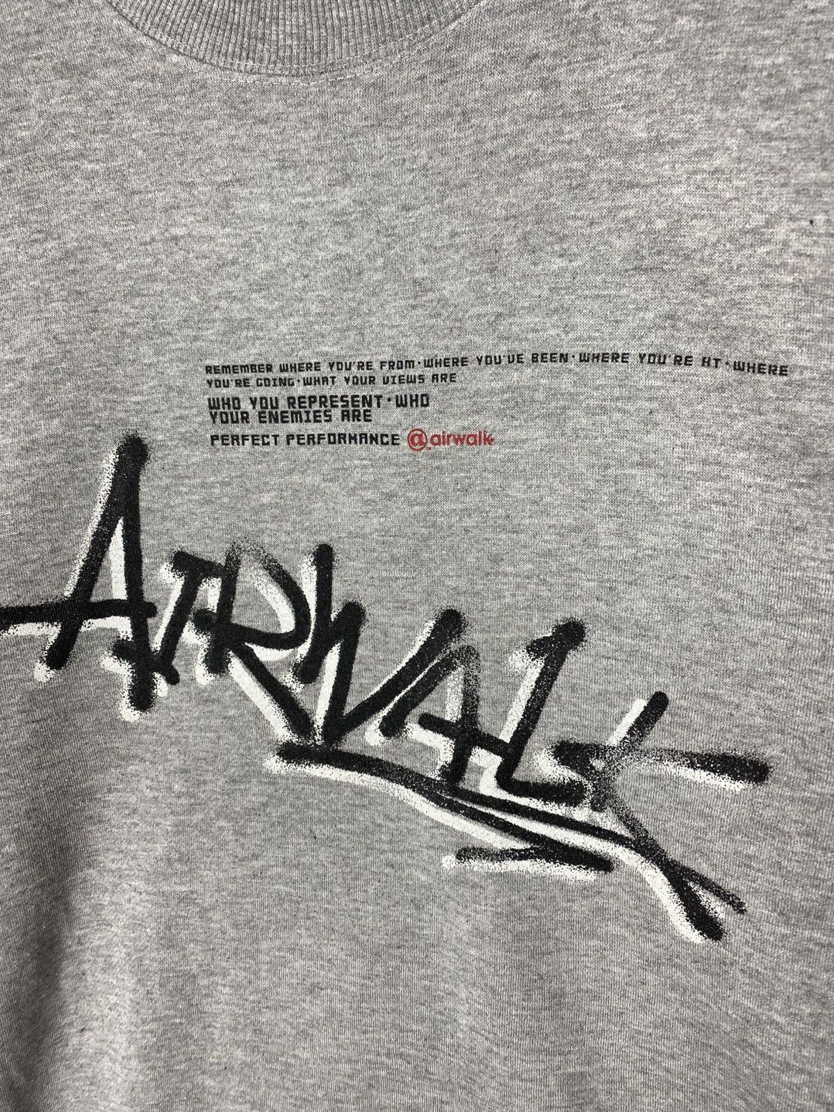 Airwalk Vintage Airwalk Crewneck Sweatshirts Size US L / EU 52-54 / 3 - 5 Thumbnail