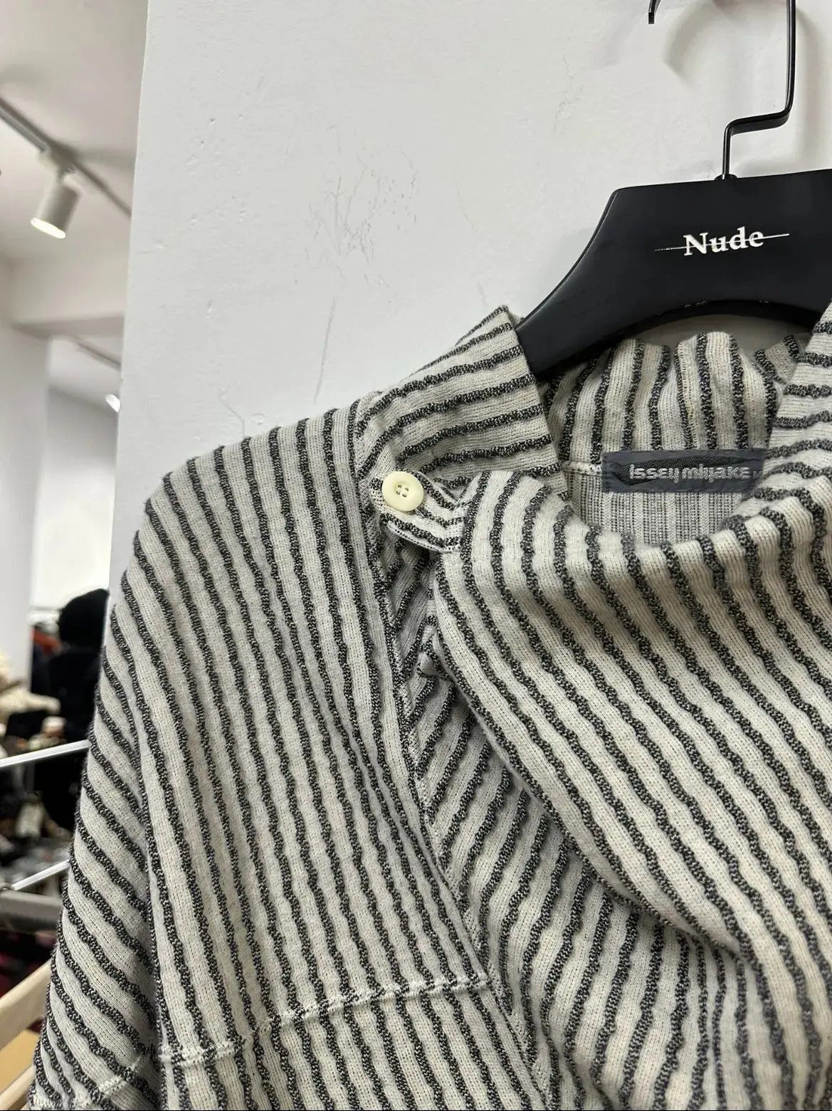 Issey Miyake Issey Miyake Men Special Neck Knitwear Size US S / EU 44-46 / 1 - 6 Thumbnail