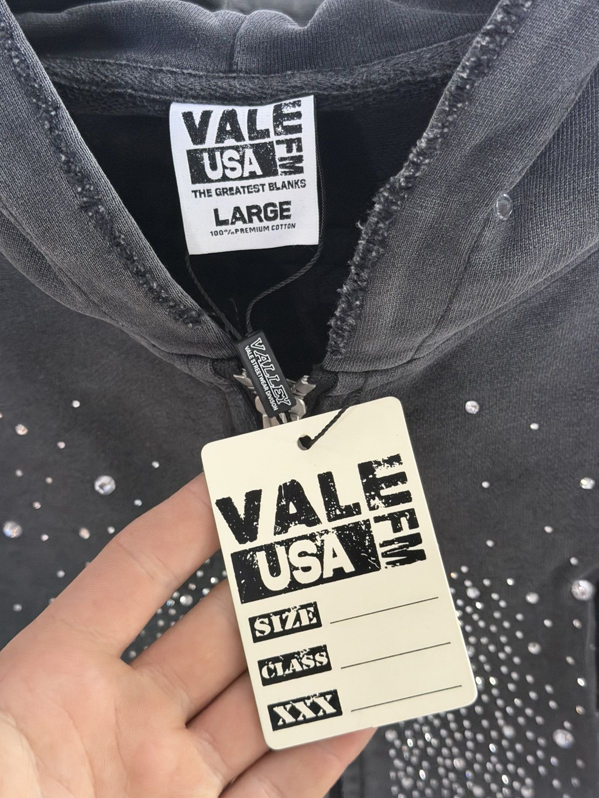 Vale Vale Forever Pluto Custered Zip Up 'Black' Size US L / EU 52-54 / 3 - 3 Thumbnail