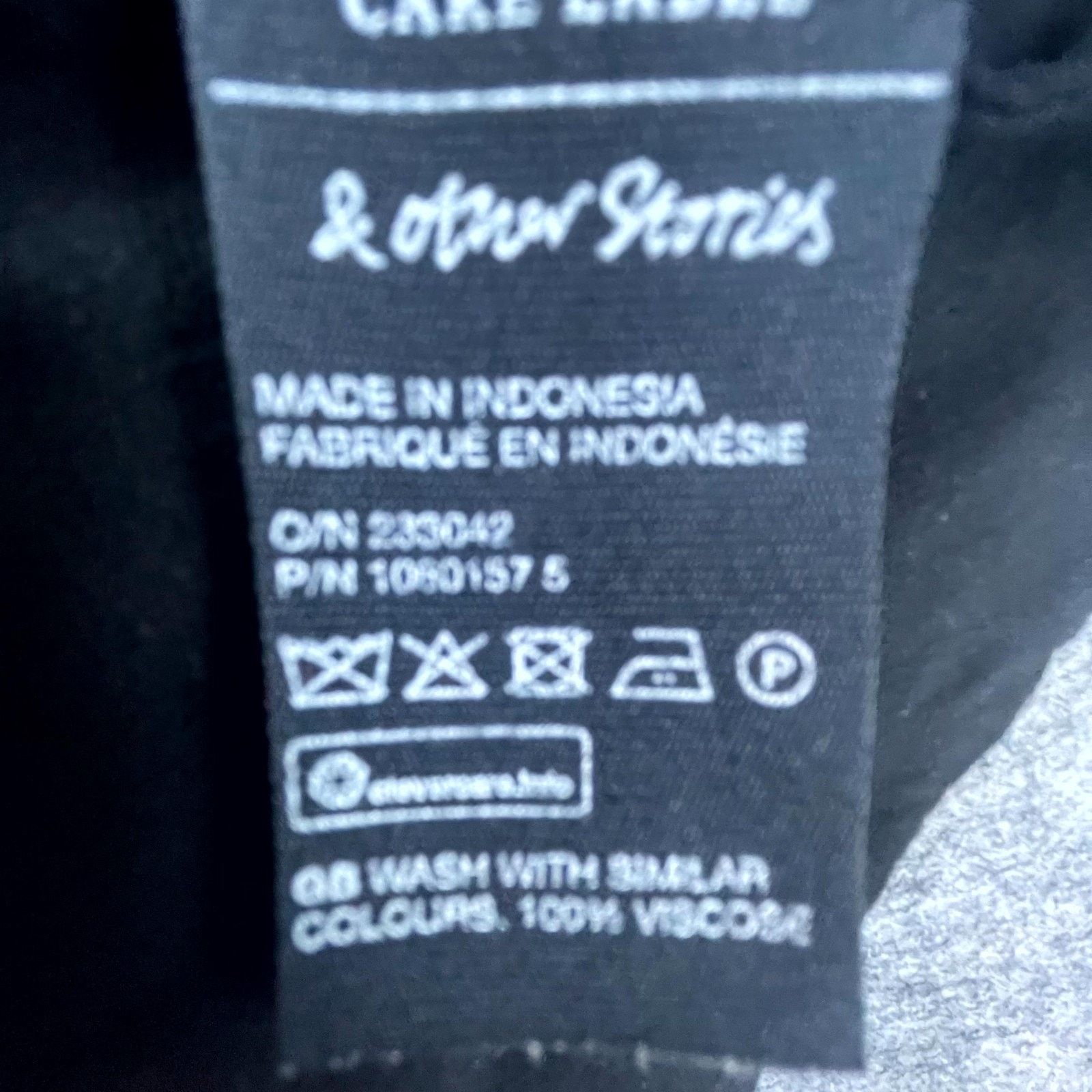 & Other Stories & Other Stories Crop Top Women 10 Black Satin Punk Goth Dark Size L / US 10 / IT 46 - 6 Thumbnail