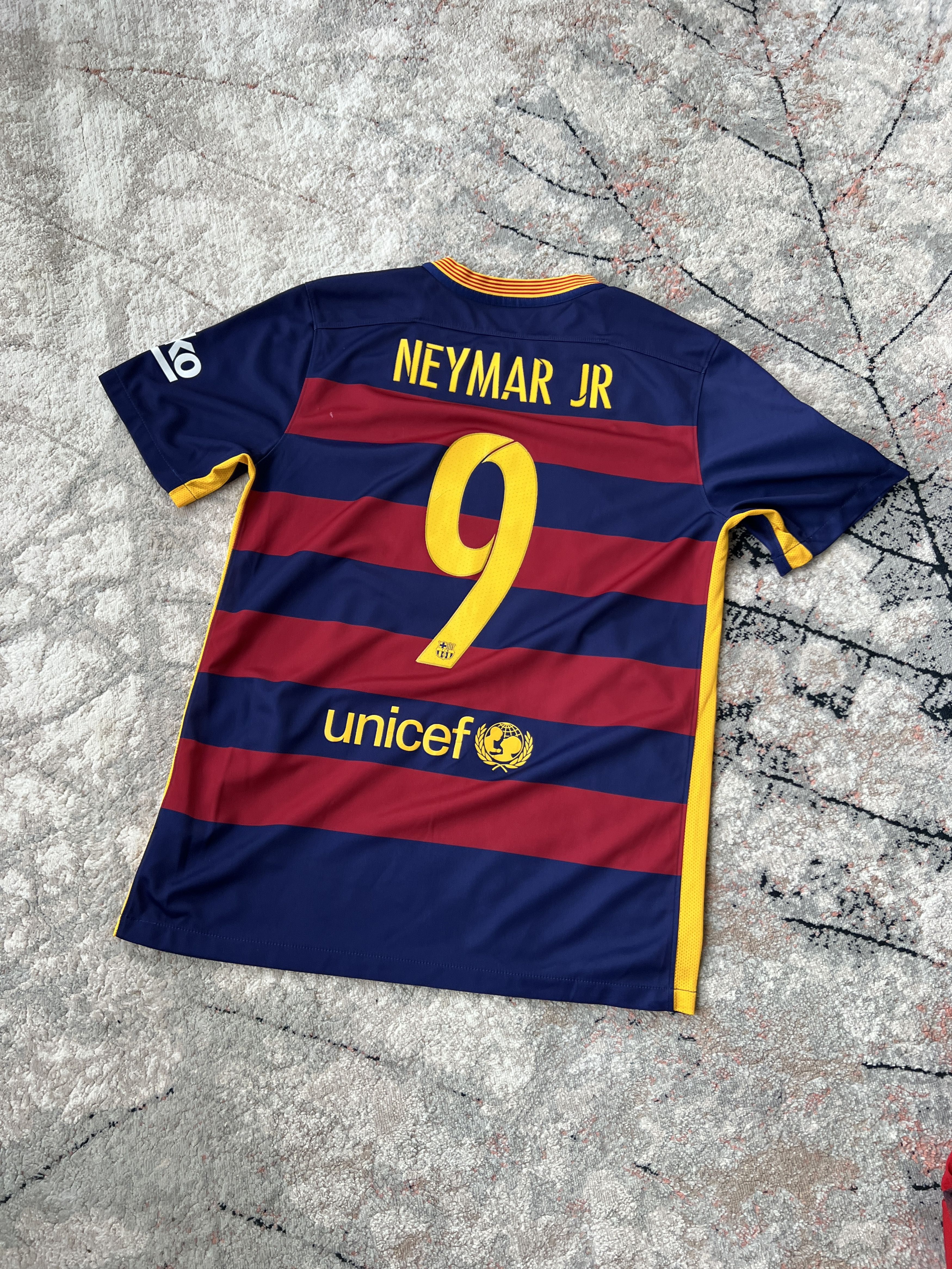 Nike Nike F.C. Barcelona Neymar JR 9 Jersey Size US M / EU 48-50 / 2 - 1 Thumbnail