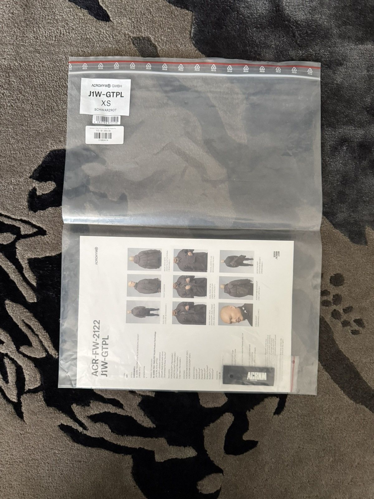 Acronym Acronym J1W-GTPL Size US XS / EU 42 / 0 - 5 Thumbnail