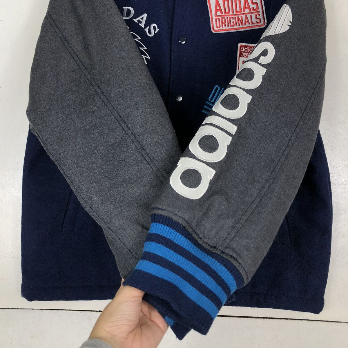 Adidas 🔥VINTAGE VARSITY JACKET ADIDAS BIG LOGO FULL PRINT Size US M / EU 48-50 / 2 - 15 Thumbnail