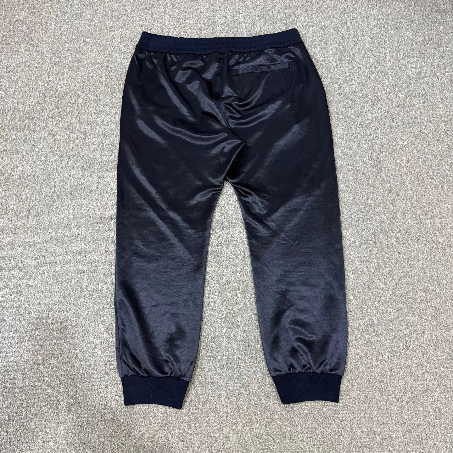 Versace Versace Medusa Embroidery Sweatpants Unworn 4XL Size 36" / US 14 / IT 50 - 2 Thumbnail