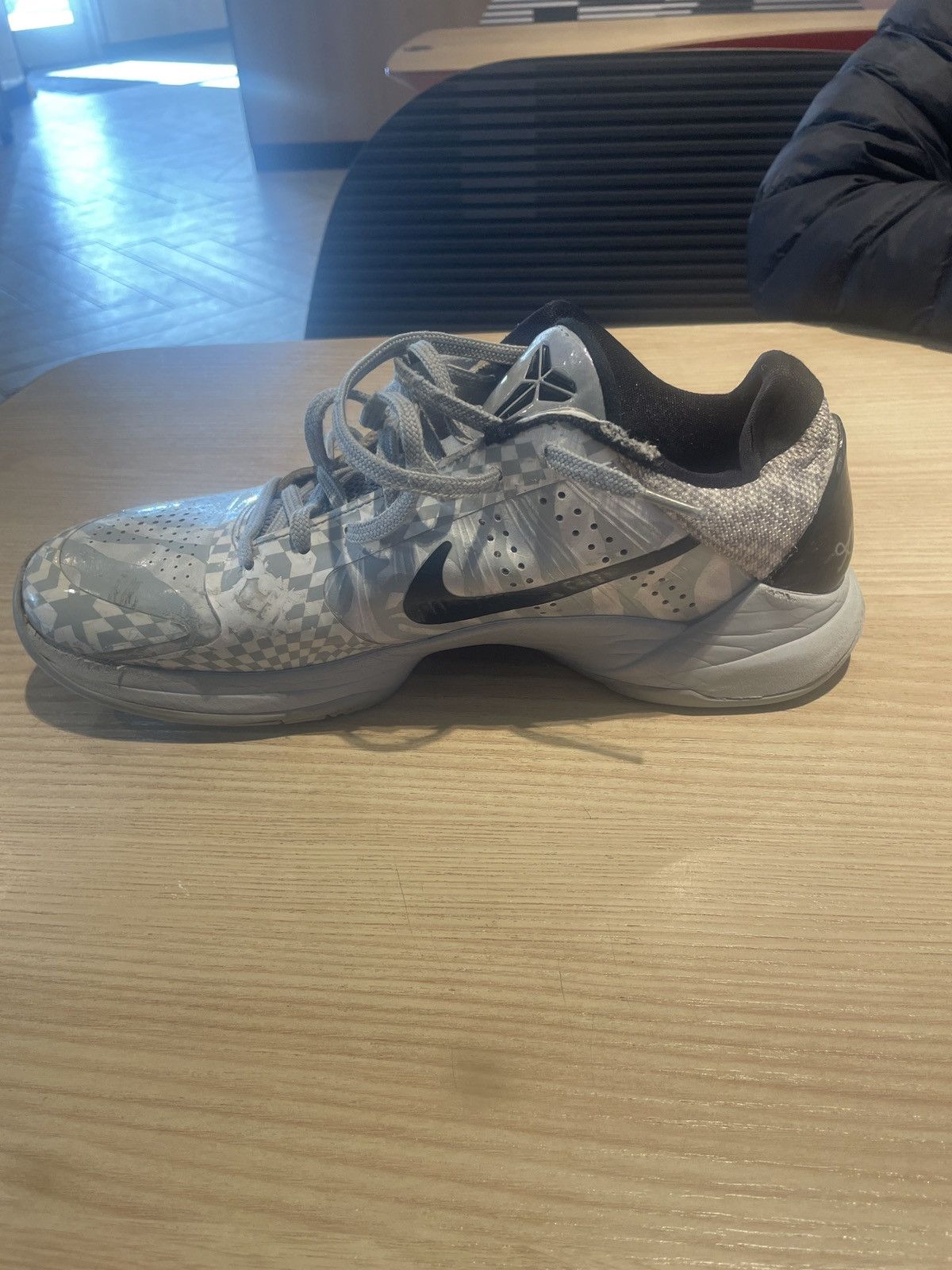 Nike Kobe 5 zebra Size US 9.5 / EU 42-43 - 3 Thumbnail