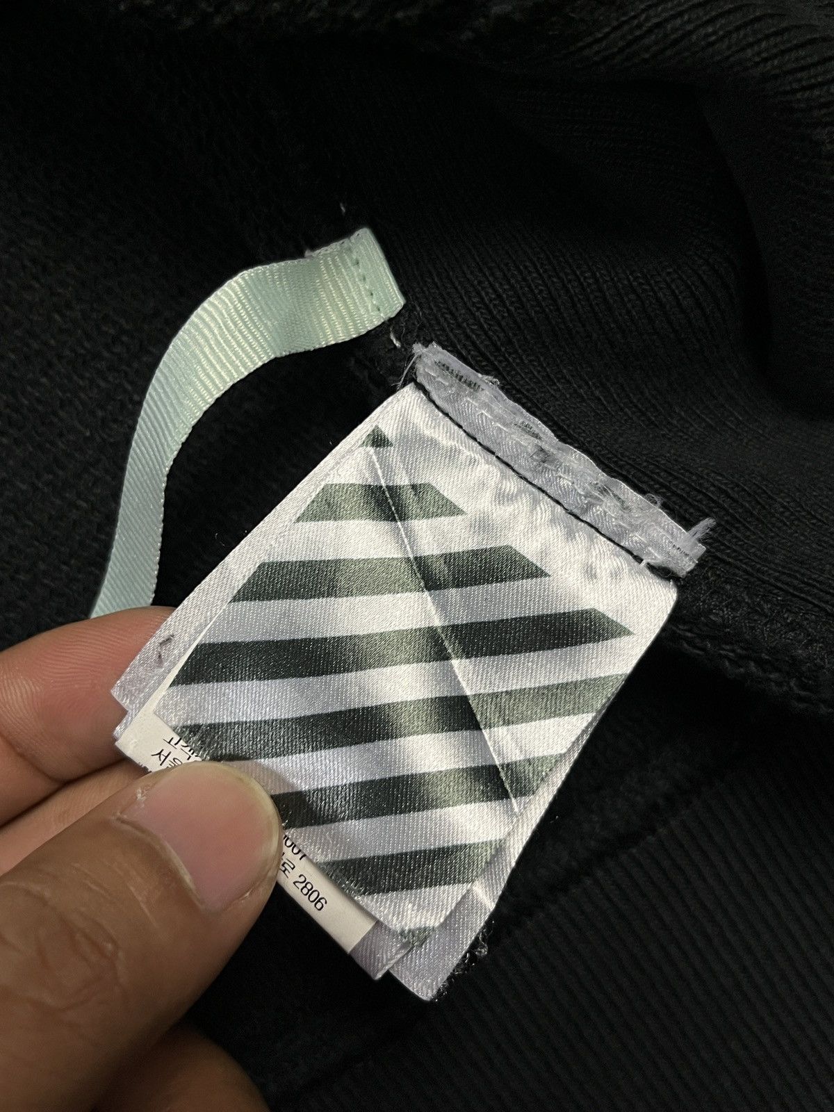Champion × Off-White FW17 Off-White Champion Distressed Hoodie Size US M / EU 48-50 / 2 - 5 Thumbnail