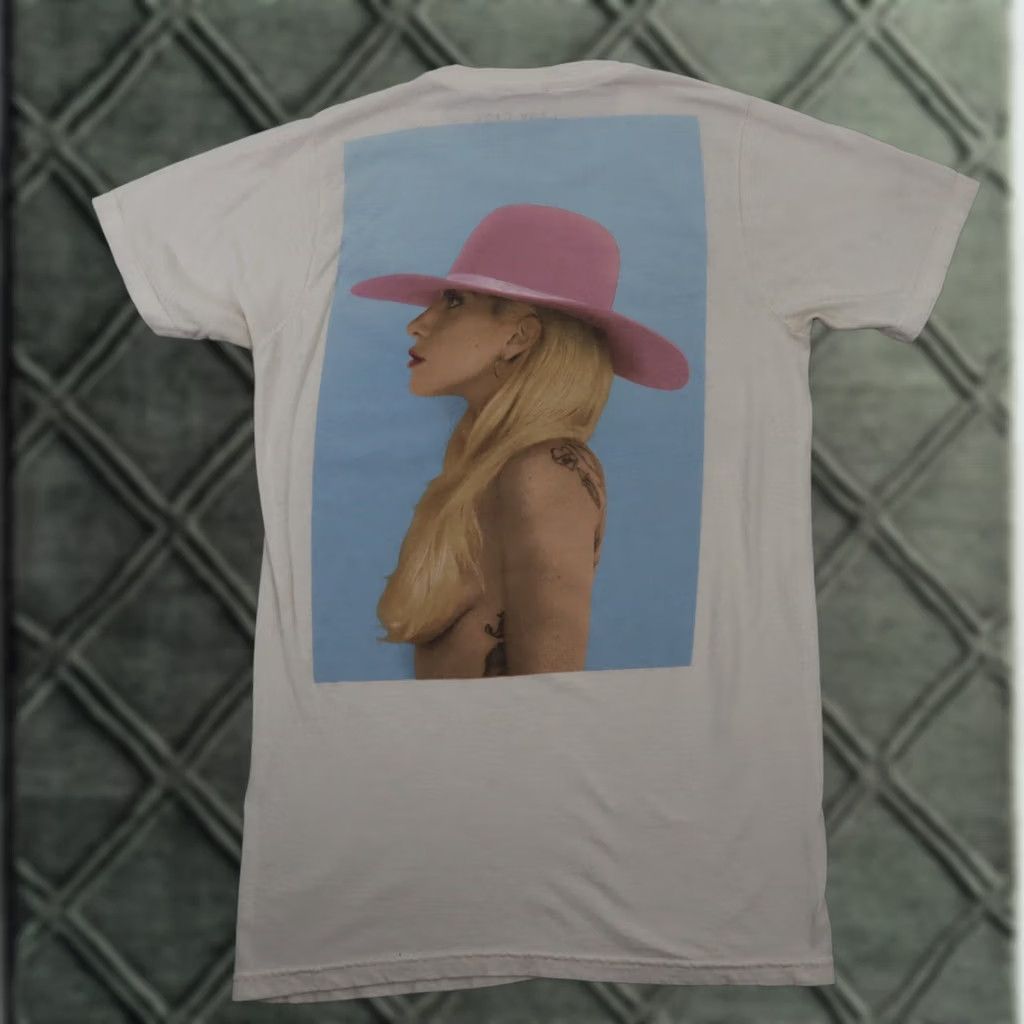 Pinko Lady Gaga WOMENS TShirt Size Small Portrait Pink Hat White Size S / US 4 / IT 40 - 1 Thumbnail