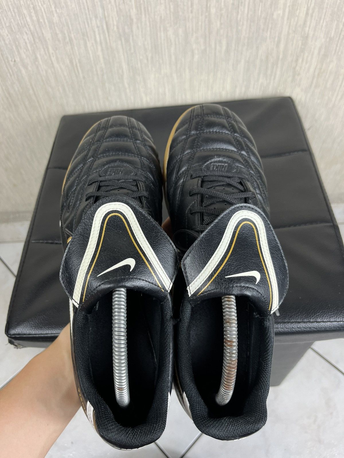 Nike × Vintage Vintage Nike Tiempo y2k soccer shoes Ronaldinho bloke core Size US 9.5 / EU 42-43 - 13 Thumbnail