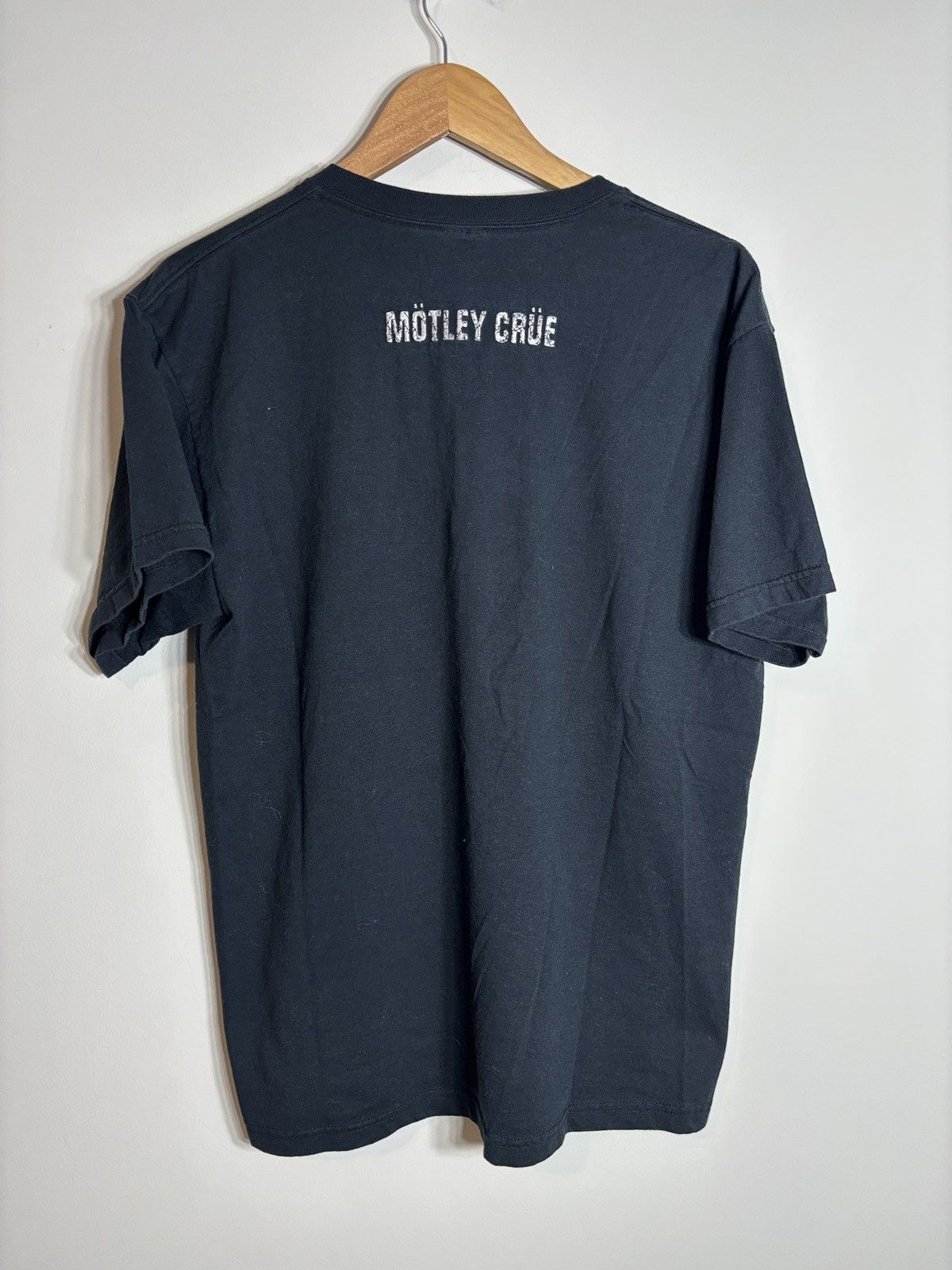 Band Tees Vintage Motley Crue XL Touring Video Local Crew Shirt Size US L / EU 52-54 / 3 - 4 Thumbnail