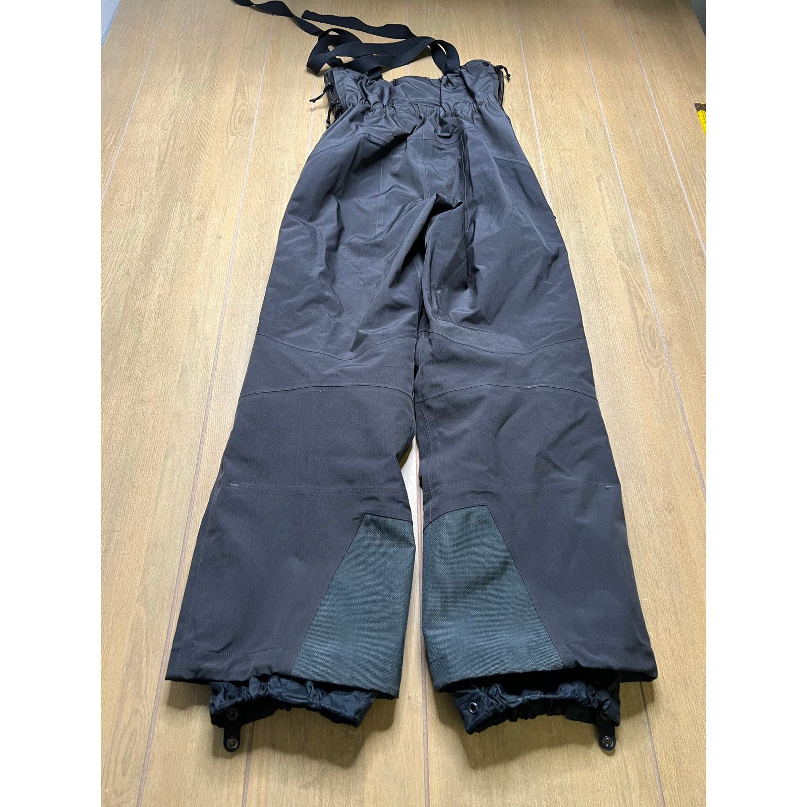 Arc'teryx Arc’teryx Gore-Tex Ski Bib Pants Women Small Black Snowboard Size 24" / US 00 / IT 34 - 5 Thumbnail