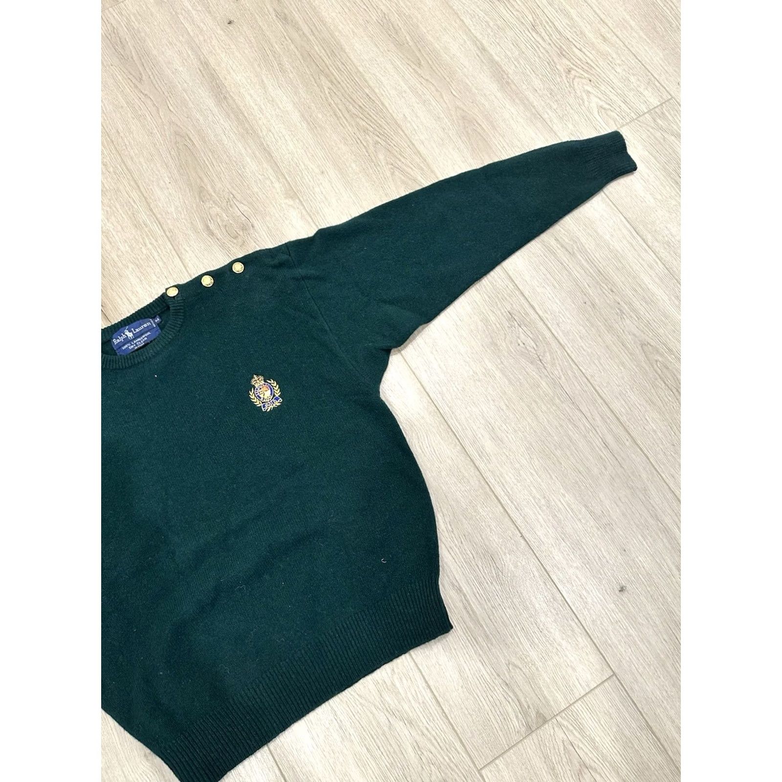 Polo Ralph Lauren VINTAGE Polo Ralph Lauren 90s Embroidered Crest Wool Sweater Green Womens M Size M / US 6-8 / IT 42-44 - 2 Thumbnail