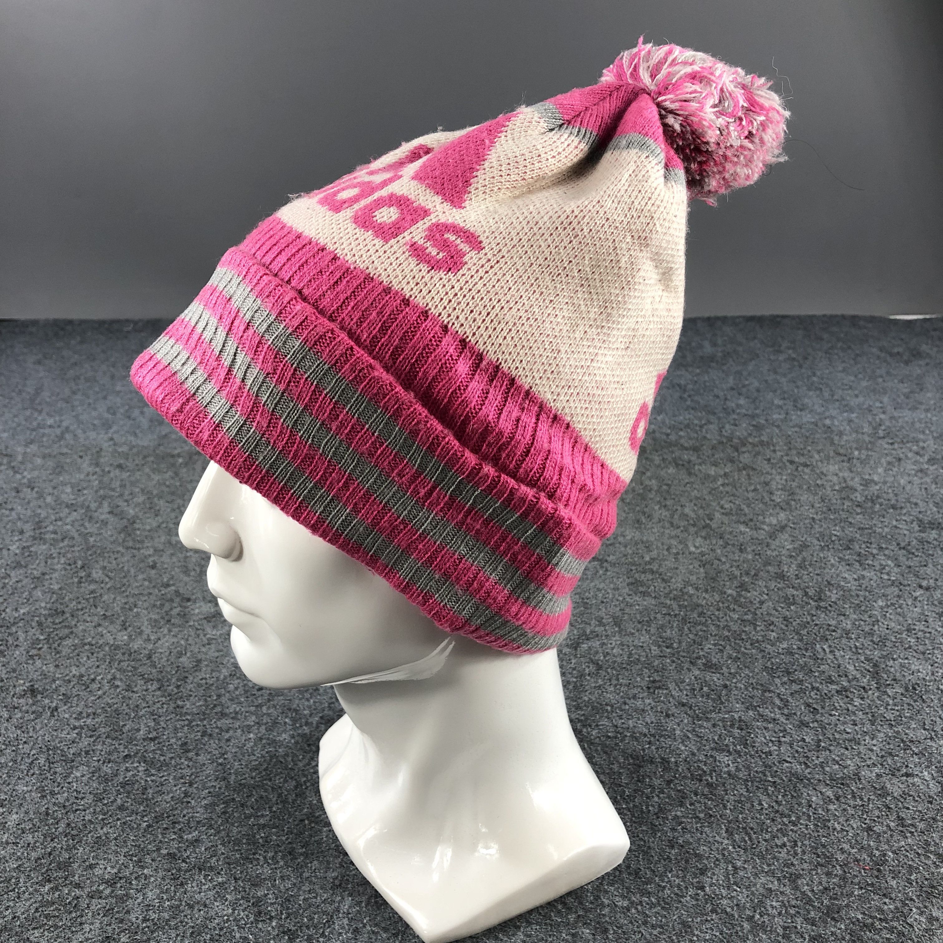 Vintage Adidas Pink Bobble Beanie Snowcap Snow Hat B292 Size ONE SIZE - 2 Thumbnail