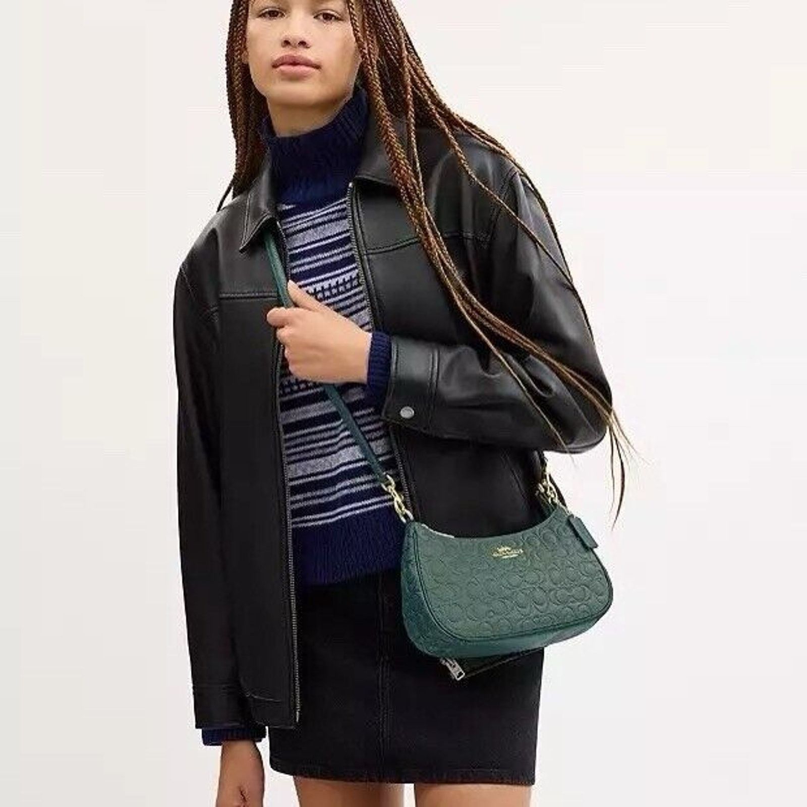 Coach NWT Coach Teri Shoulder Bag In Signature Leather CY674 Size ONE SIZE - 7 Thumbnail
