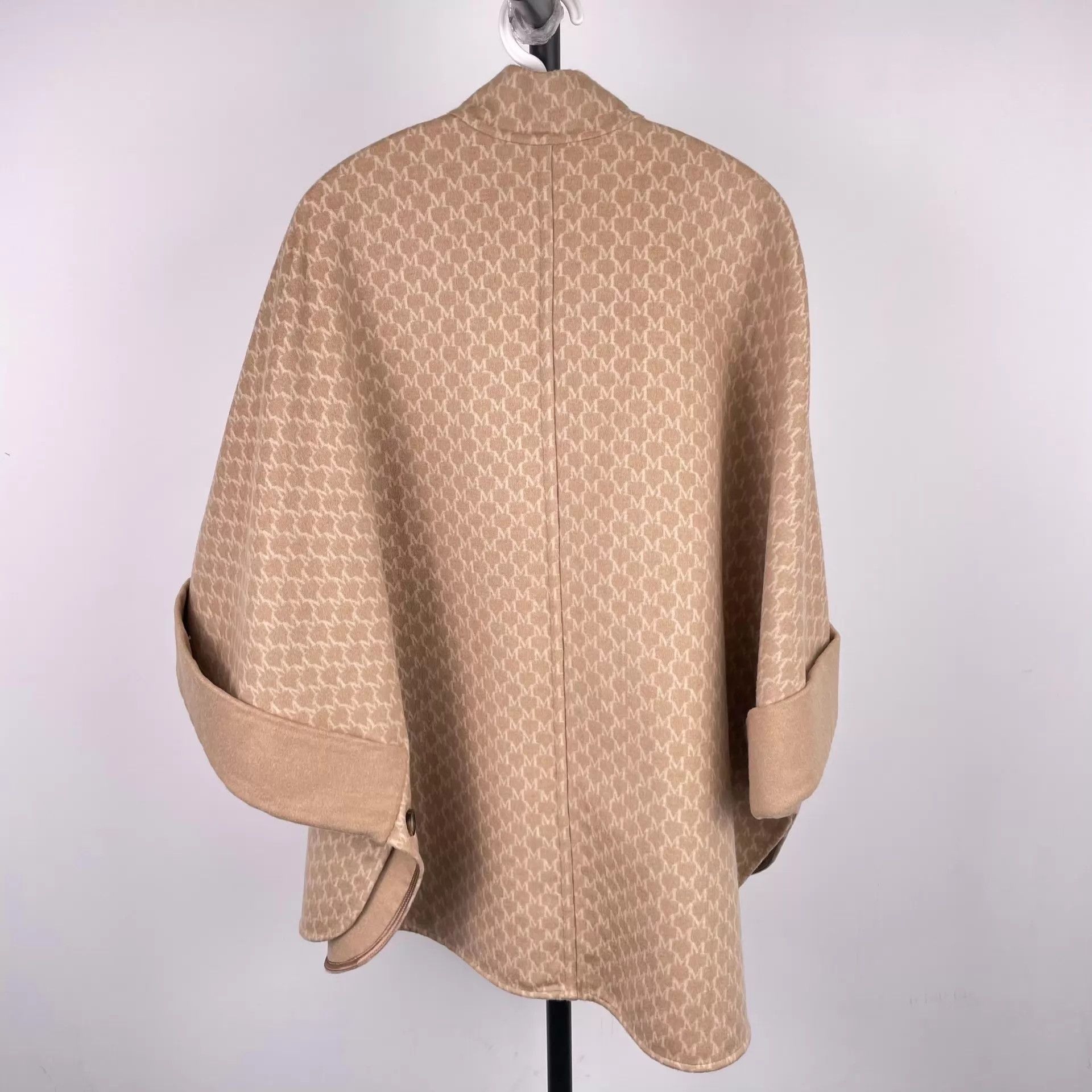 Max Mara MaxMara Wool Cape Coat Camel Size ONE SIZE - 2 Thumbnail