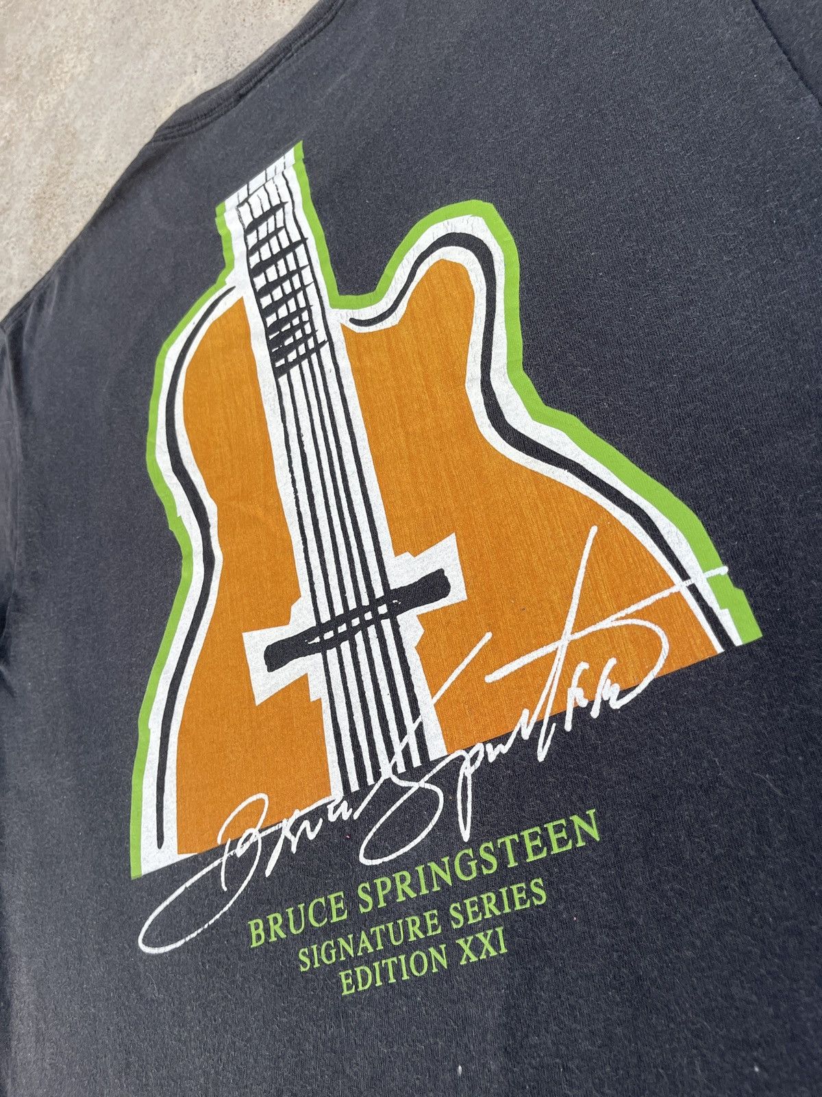 Hard Rock Cafe × Vintage Vintage Hard Rock Cafe Bruce Springsteen Signature Series Size US M / EU 48-50 / 2 - 6 Thumbnail