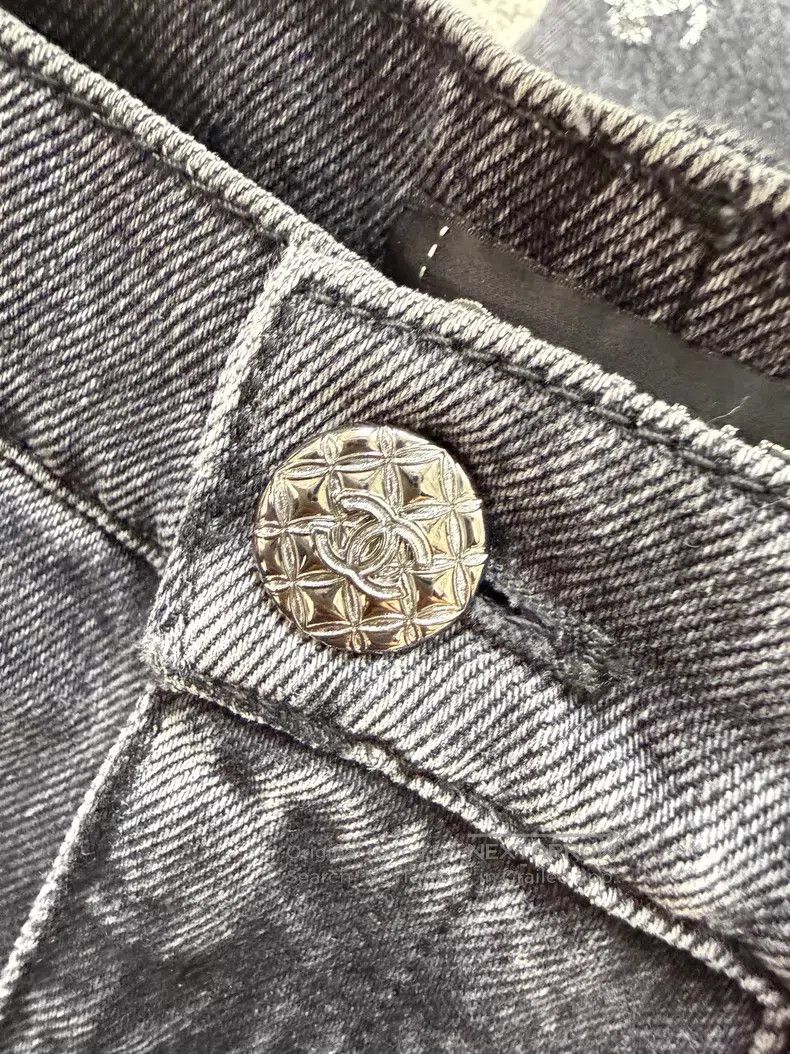 Chanel Chanel Silver double C full logo denim trousers Size 42" / US 20 - 4 Thumbnail
