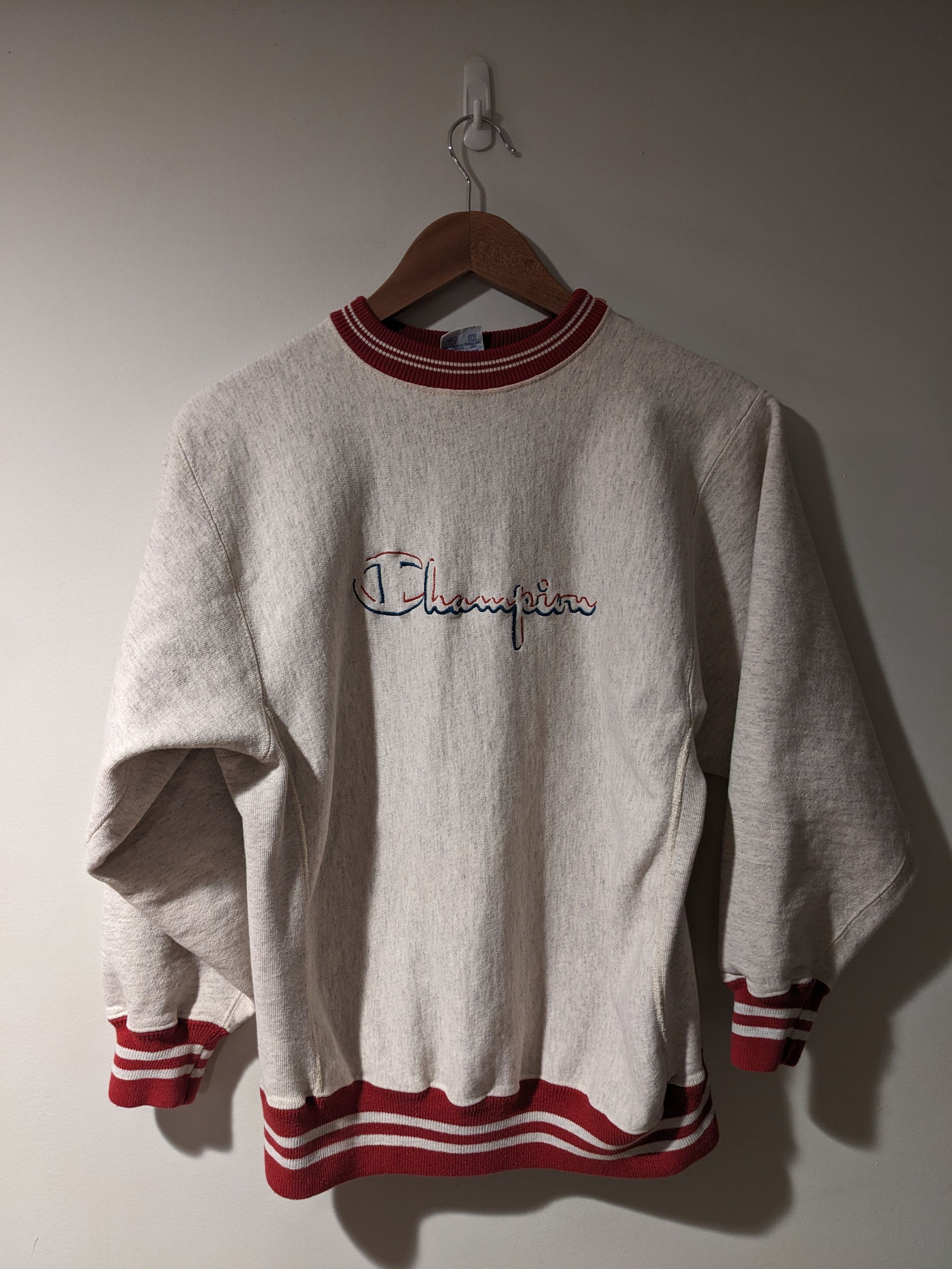 Champion × Vintage Vintage 90s Champion Spell Out Logo Reverse Weave Sweatshirt Size US L / EU 52-54 / 3 - 1 Thumbnail