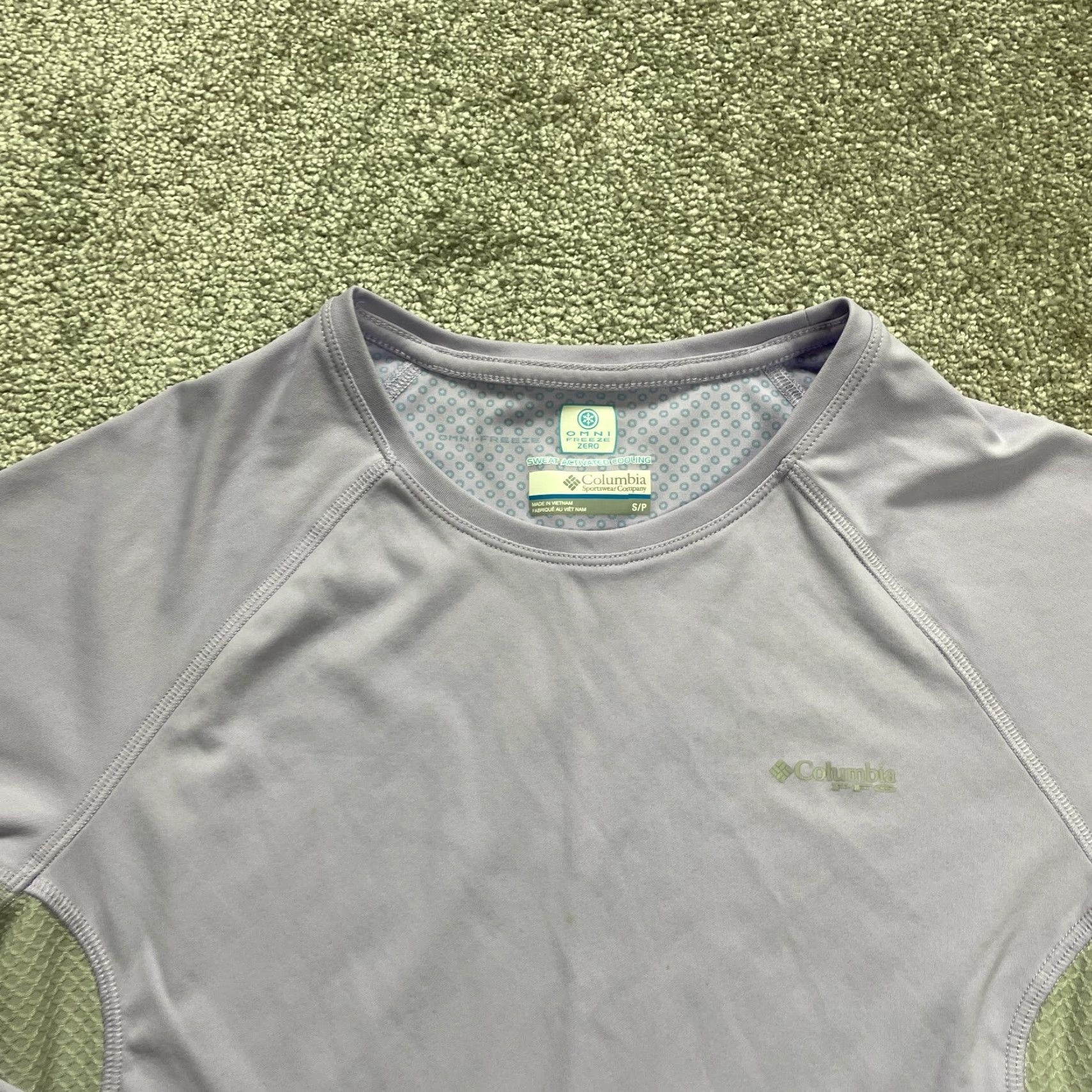 Vintage Columbia Active Top Women S Long Sleeve Round Neck Purple Omni Freeze Zero Size S / US 4 / IT 40 - 3 Thumbnail