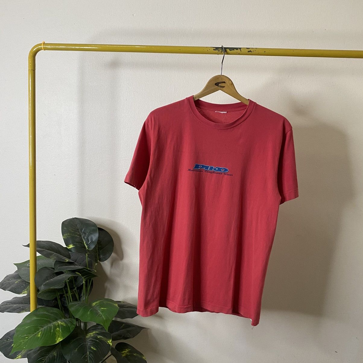 Vintage Vintage 2000s Piko Surf Tee Quiksilver Mambo Bronzeage Size US M / EU 48-50 / 2 - 6 Thumbnail