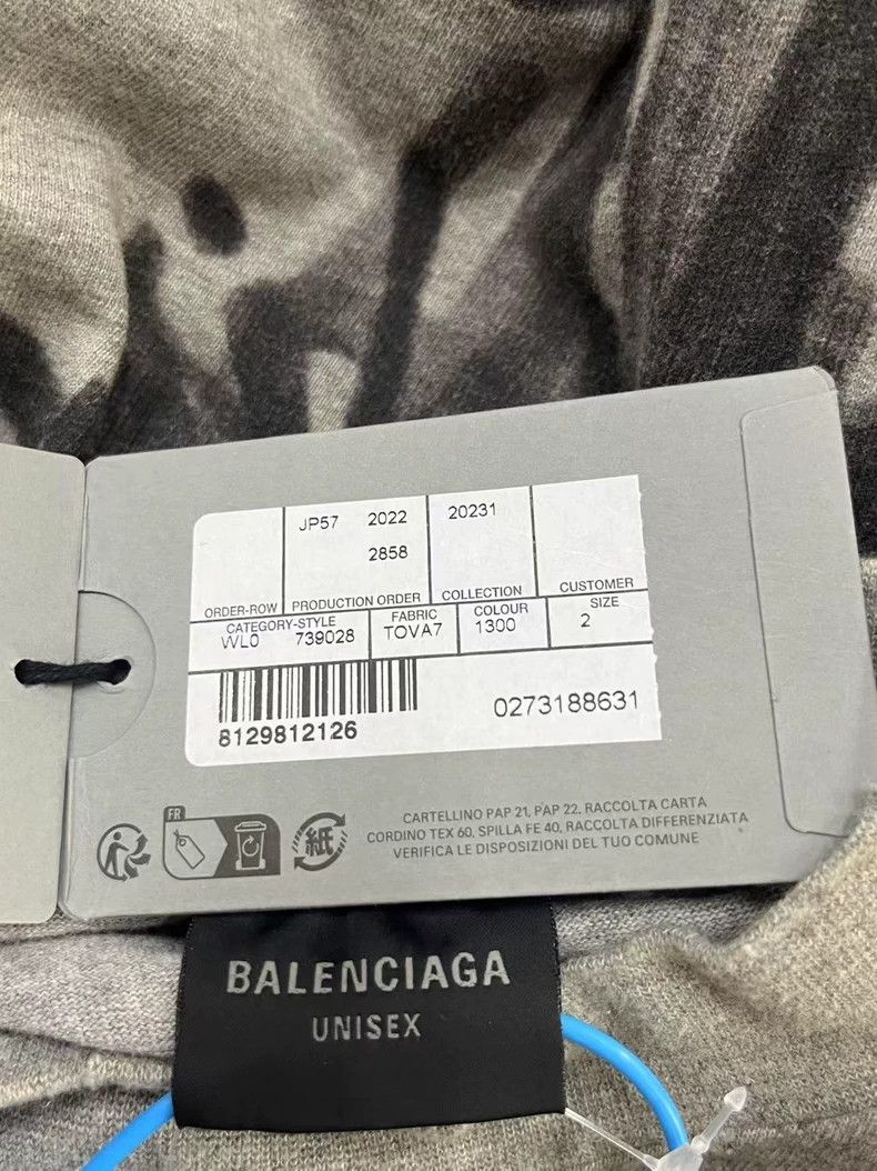 Balenciaga Balenciaga Graffiti printed monogrammed crewneck pullover Size US M / EU 48-50 / 2 - 5 Thumbnail
