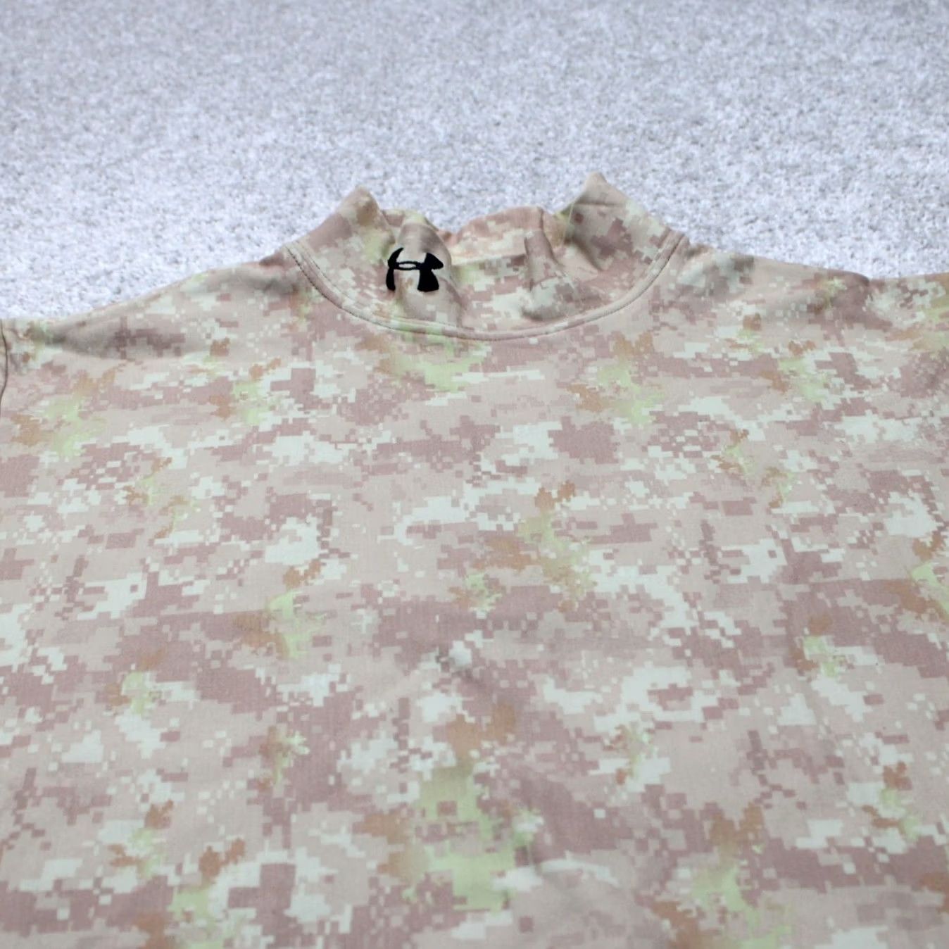 Under Armour Under Armour Camouflage Sweatshirt Mens Medium Brown L/S Pullover Threadborne Size US M / EU 48-50 / 2 - 4 Thumbnail