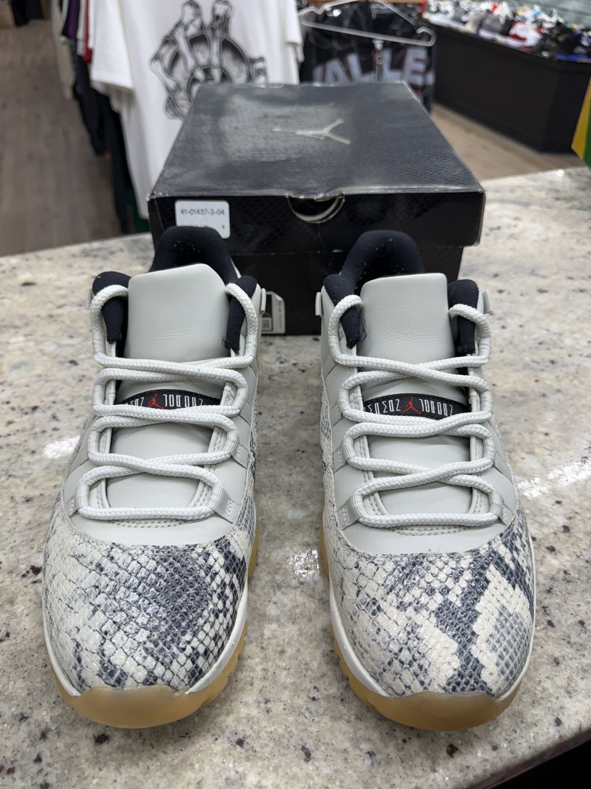 Jordan Brand Jordan 11 Retro Low Snake Light Bone Size US 10 / EU 43 - 3 Thumbnail