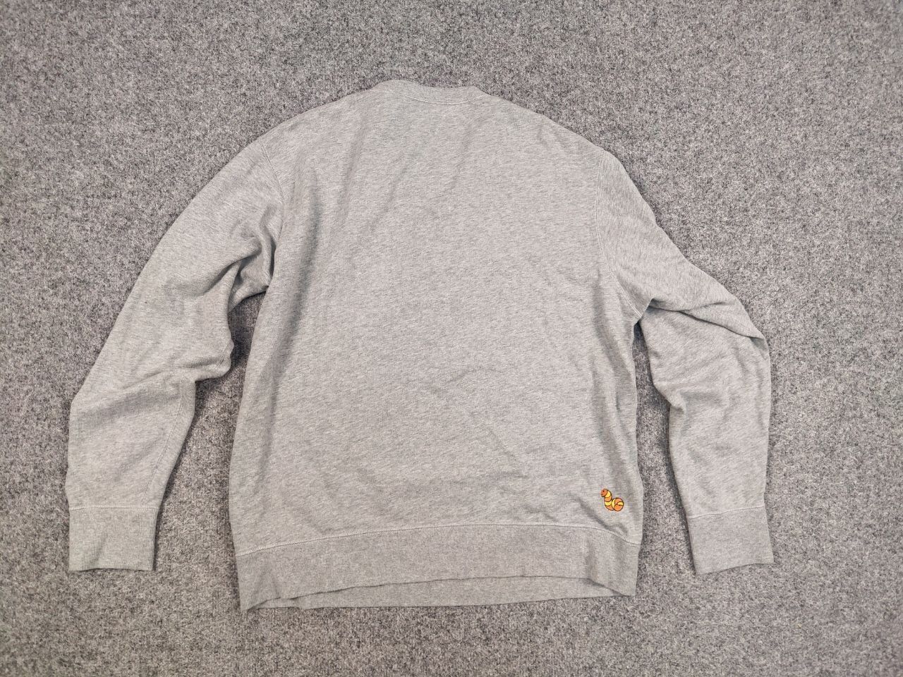 Kaws × Uniqlo Uniqlo x Kaws Sesame Street Logo Gray Crew Chek Sweatshirt Size US L / EU 52-54 / 3 - 18 Thumbnail
