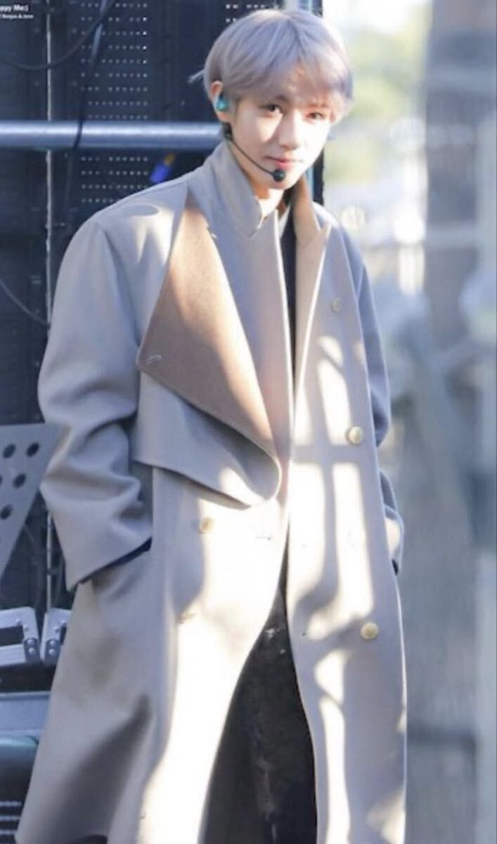 RUNWAY FW19 Cashmere Double Breasted Asymmetrical Flap Coat