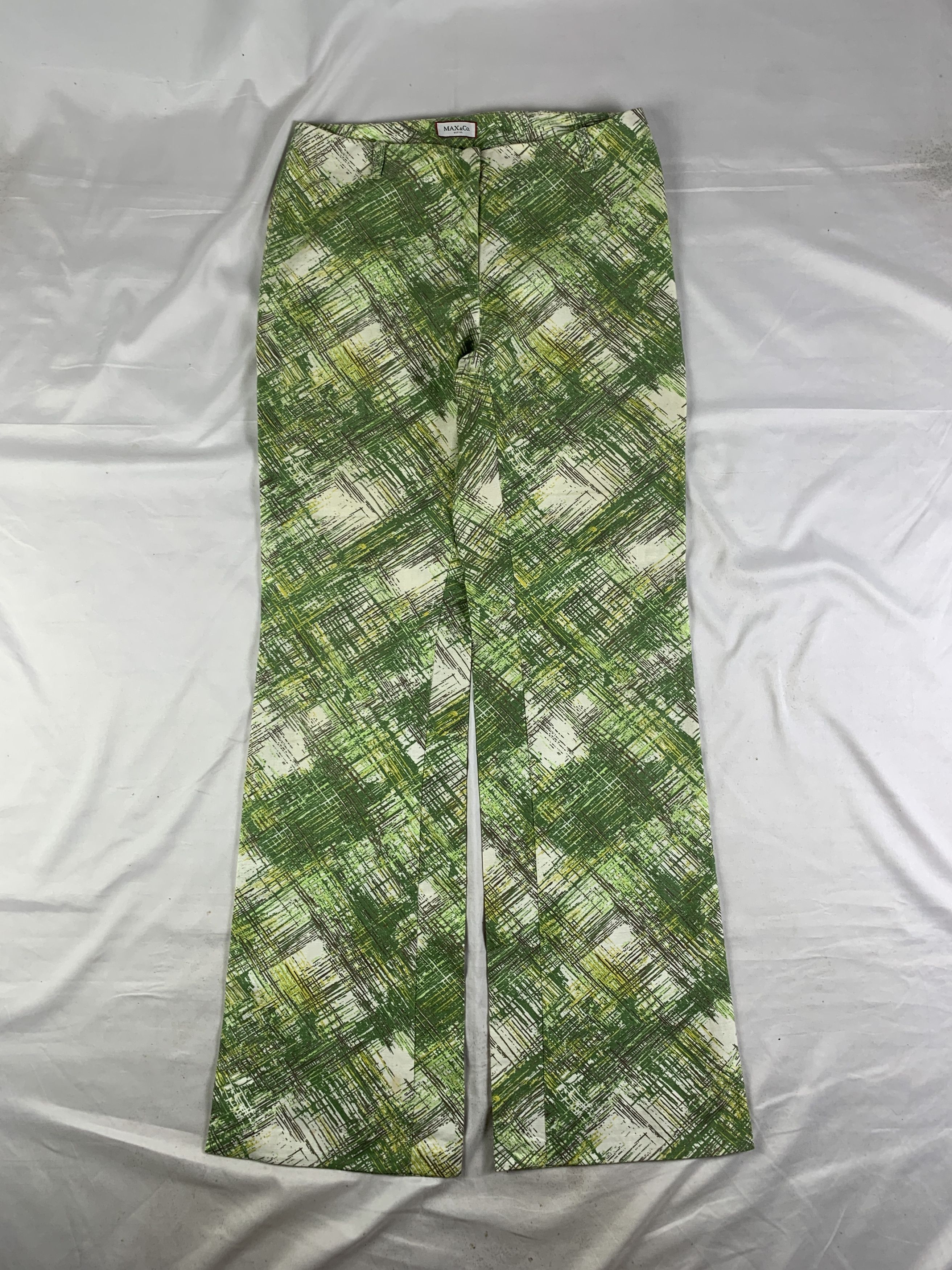 MAX&Co. Max&Co Italy Green Patterned Flared Pants (27) Size 27" / US 4 / IT 40 - 1 Thumbnail