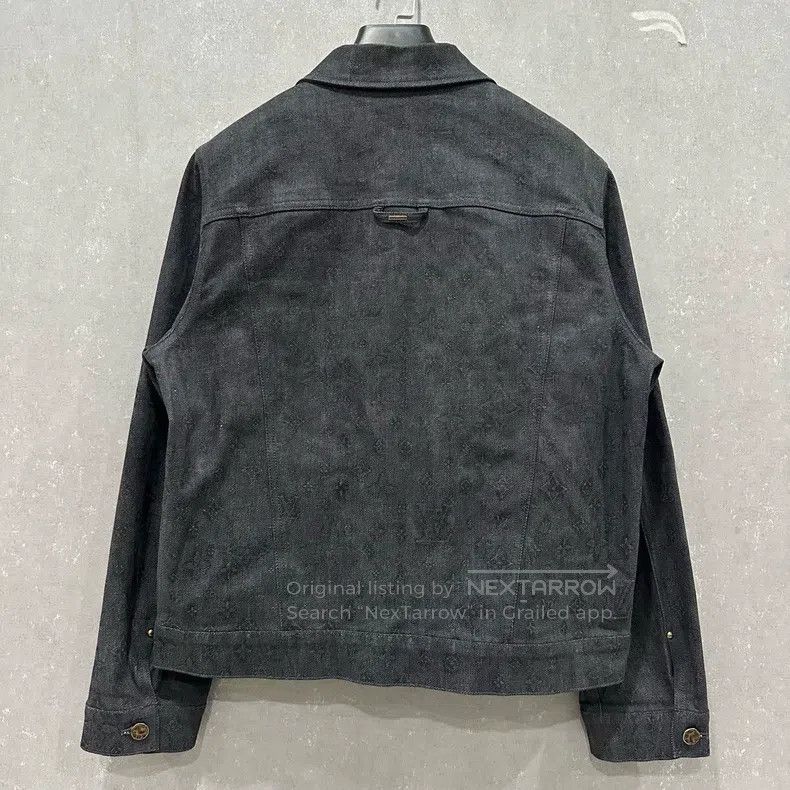 Louis Vuitton Louis Vuitton Dark print long-sleeve denim jacket Size US M / EU 48-50 / 2 - 4 Thumbnail