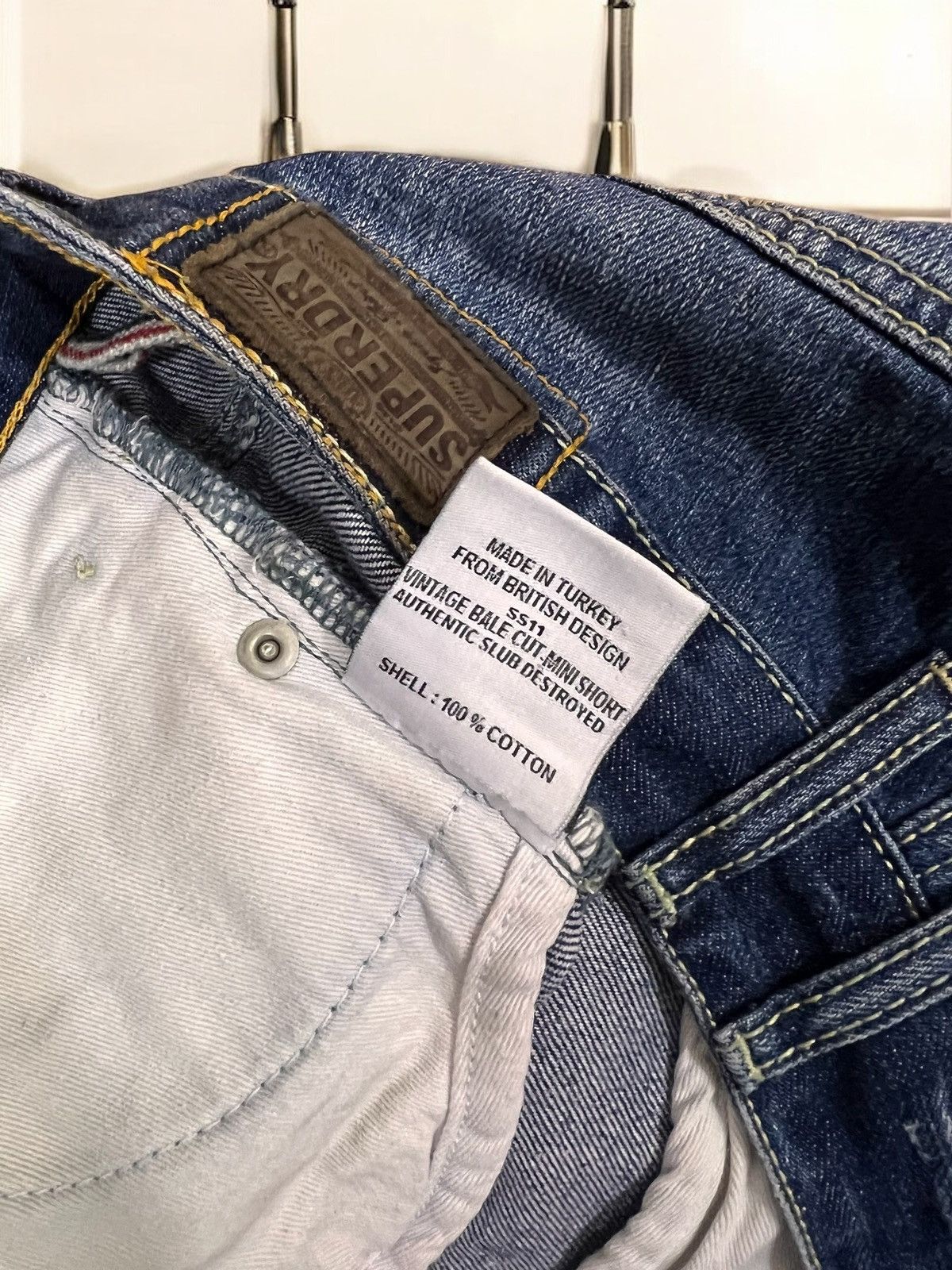 Superdry Superdry Vintage Bale Mini Shorts size M Size 28" / US 6 / IT 42 - 4 Thumbnail