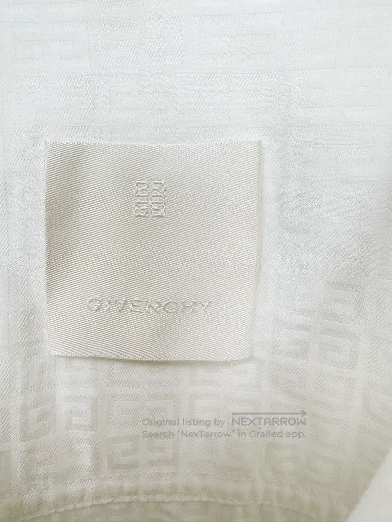 Givenchy Givenchy Black Short Sleeve Size US M / EU 48-50 / 2 - 2 Thumbnail