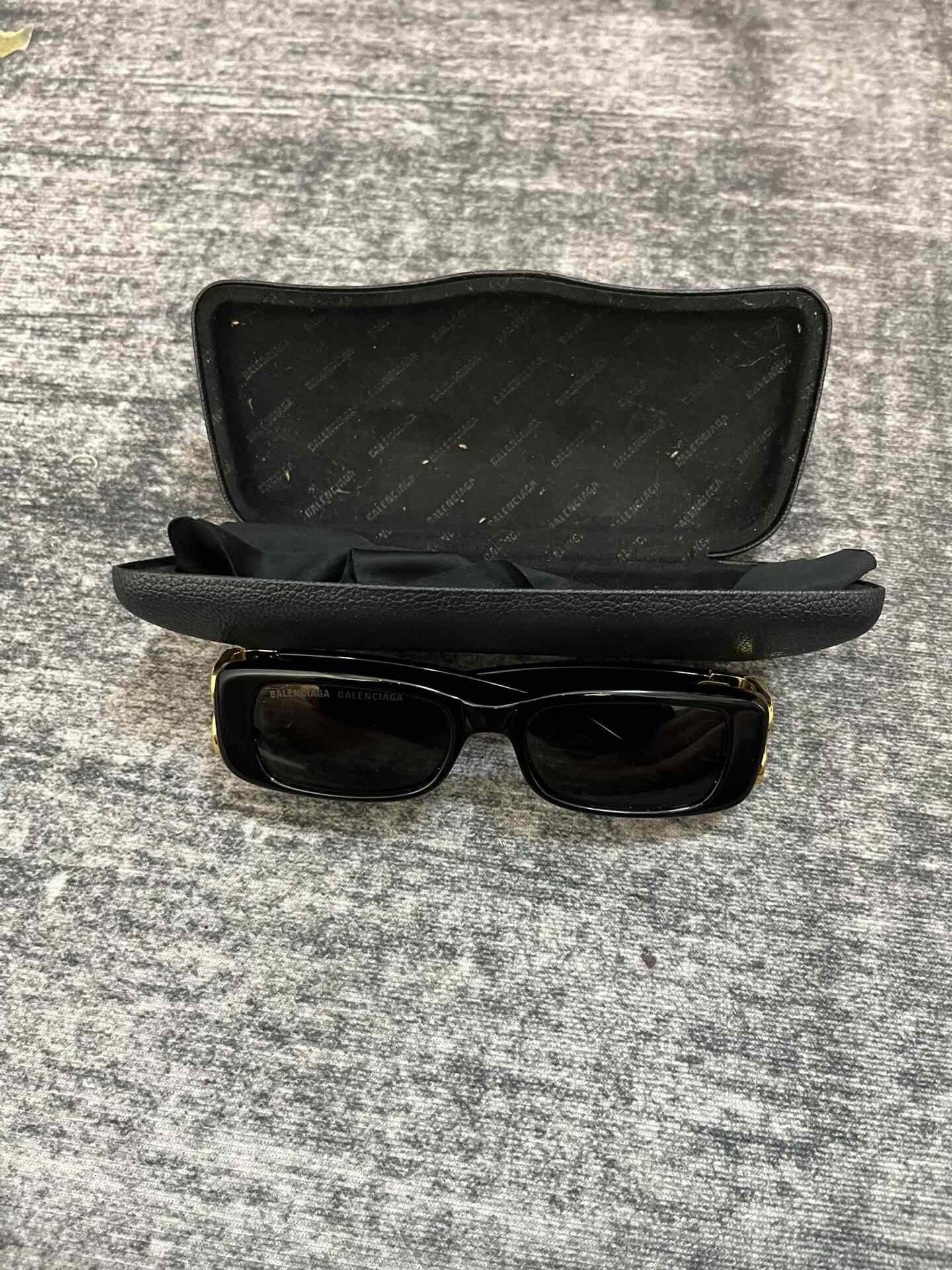 Balenciaga Balenciaga Black Item 2XS Men Size ONE SIZE - 1 Thumbnail